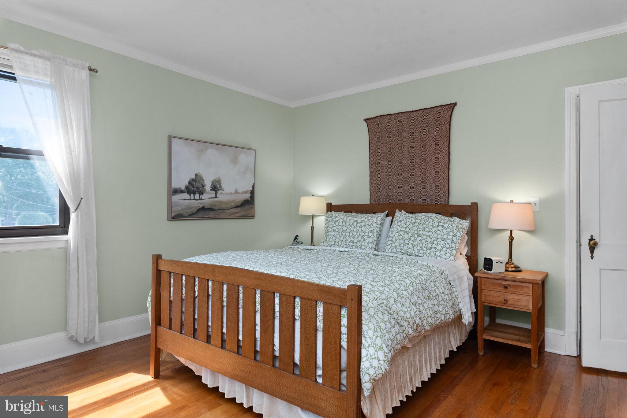 MURRAY HILL - Residential