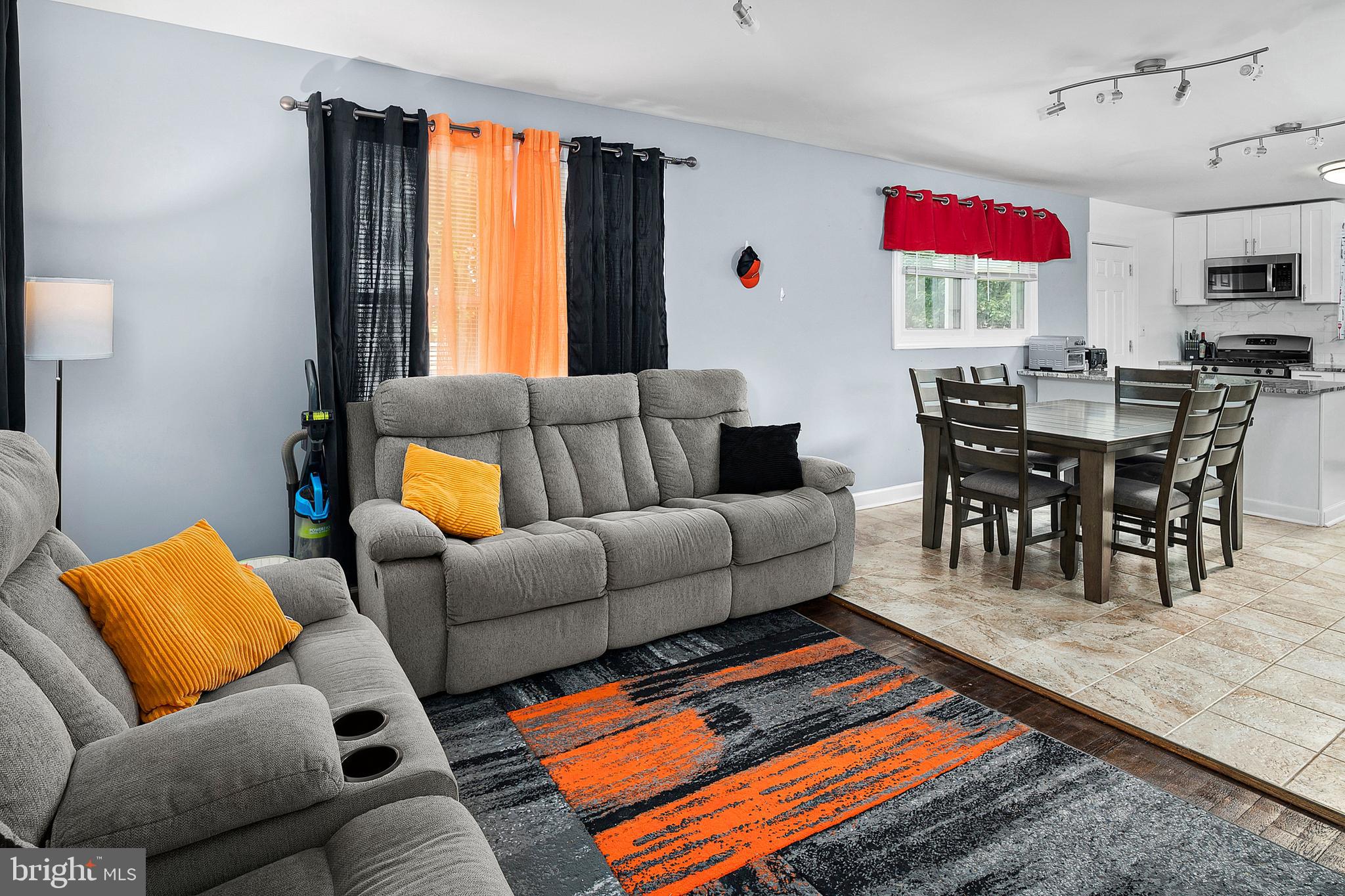 RANDALLSTOWN - Residential