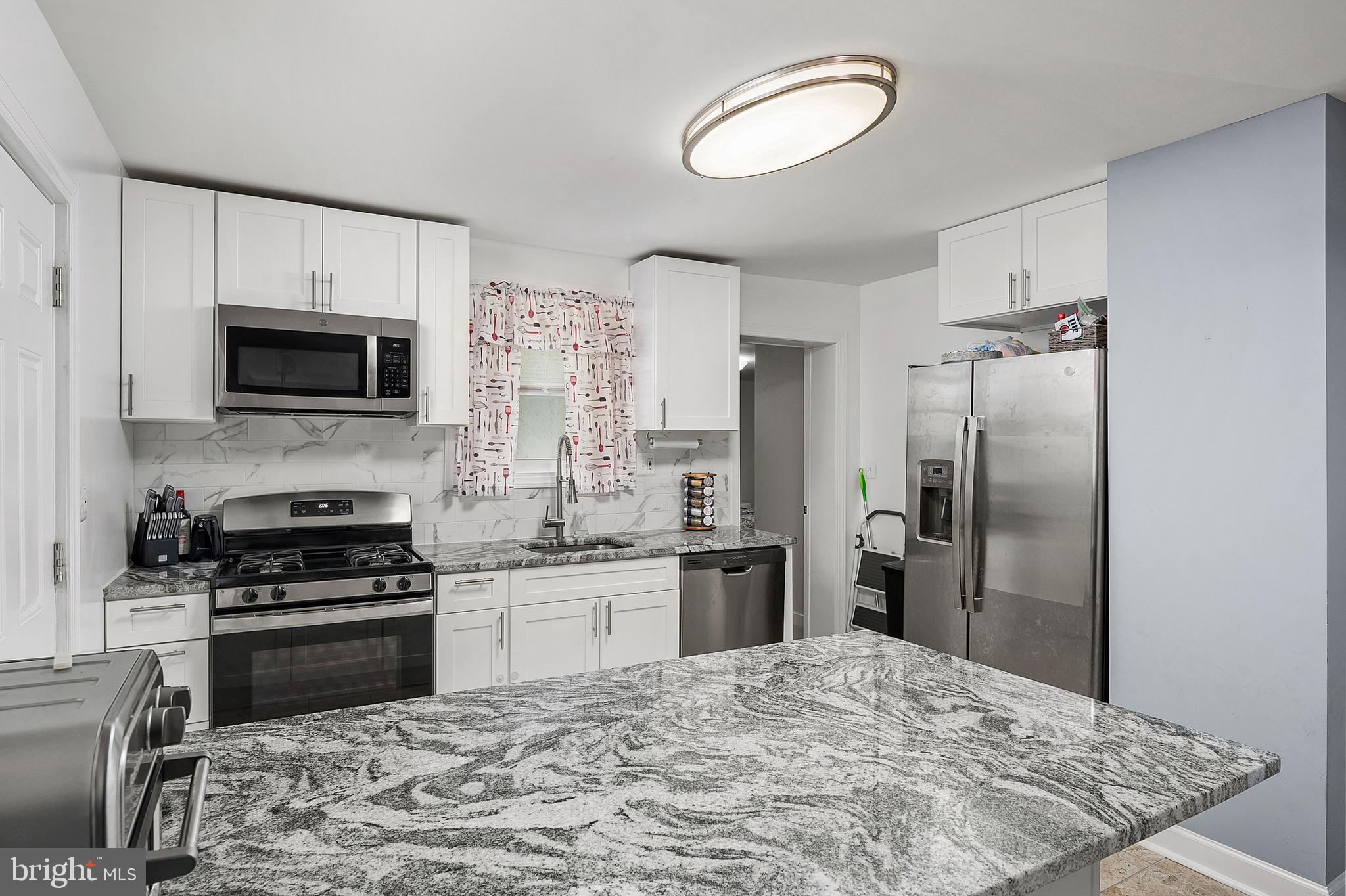 RANDALLSTOWN - Residential