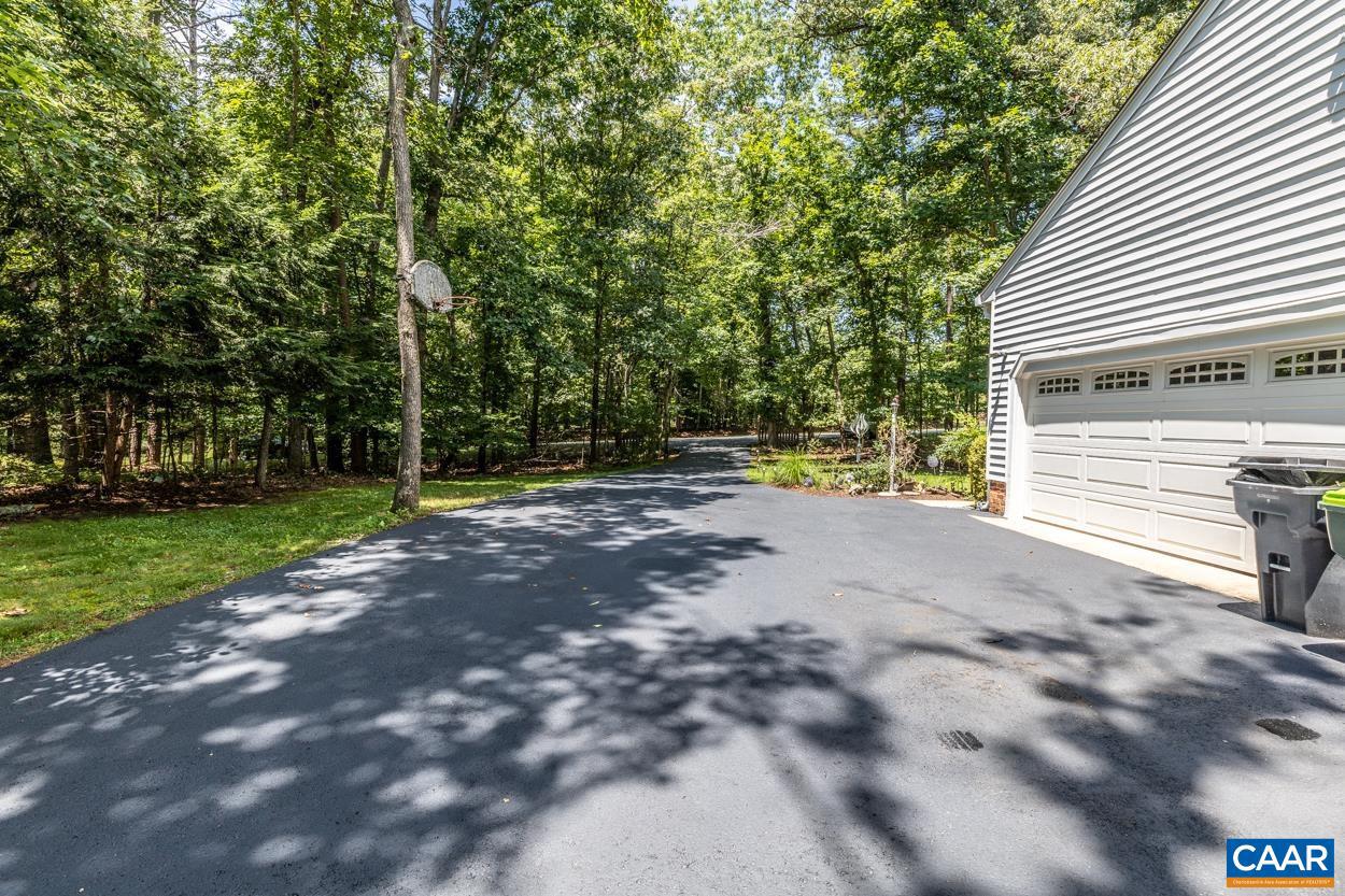 LOFTLANDS WOODS - Residential