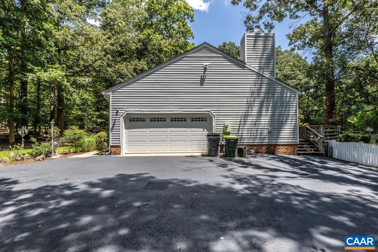 LOFTLANDS WOODS - Residential