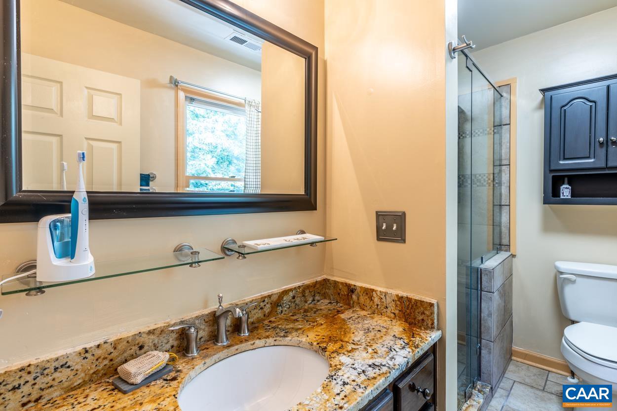 LOFTLANDS WOODS - Residential