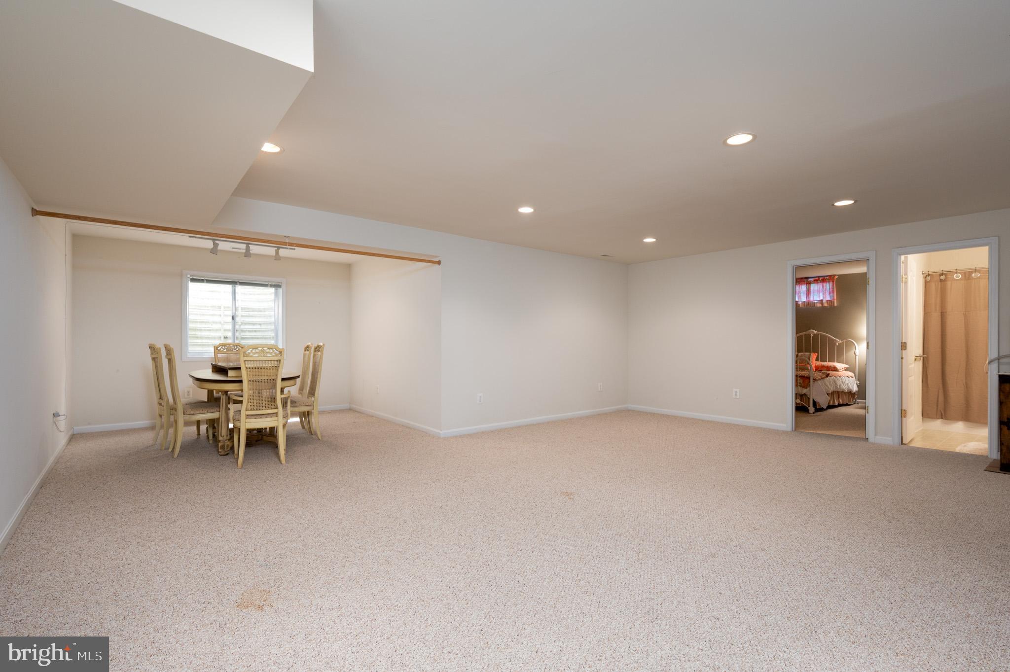 MAGOTHY MEADOWS - Residential