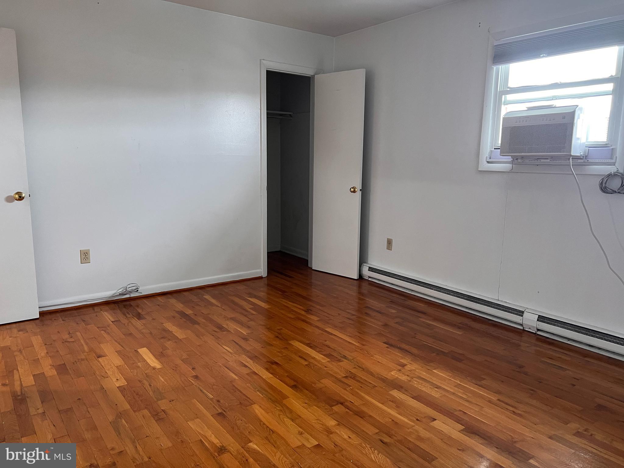 MILTON VALLEY - Residential Lease