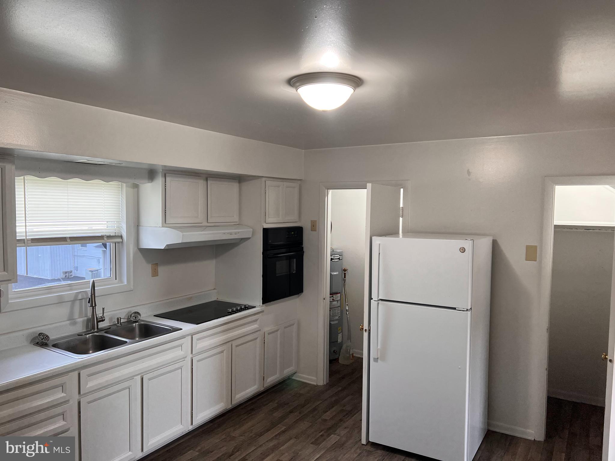 MILTON VALLEY - Residential Lease