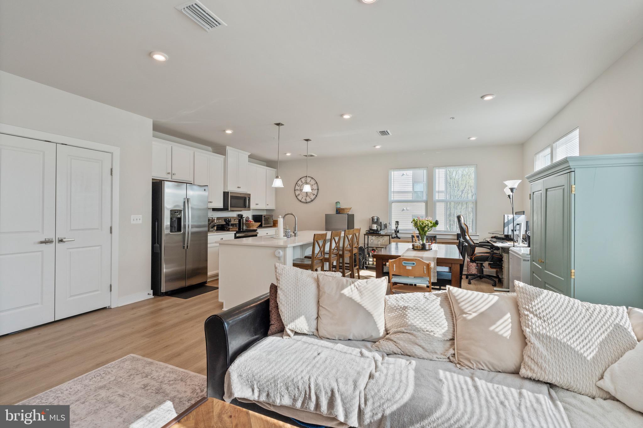 TURF VALLEY - Residential