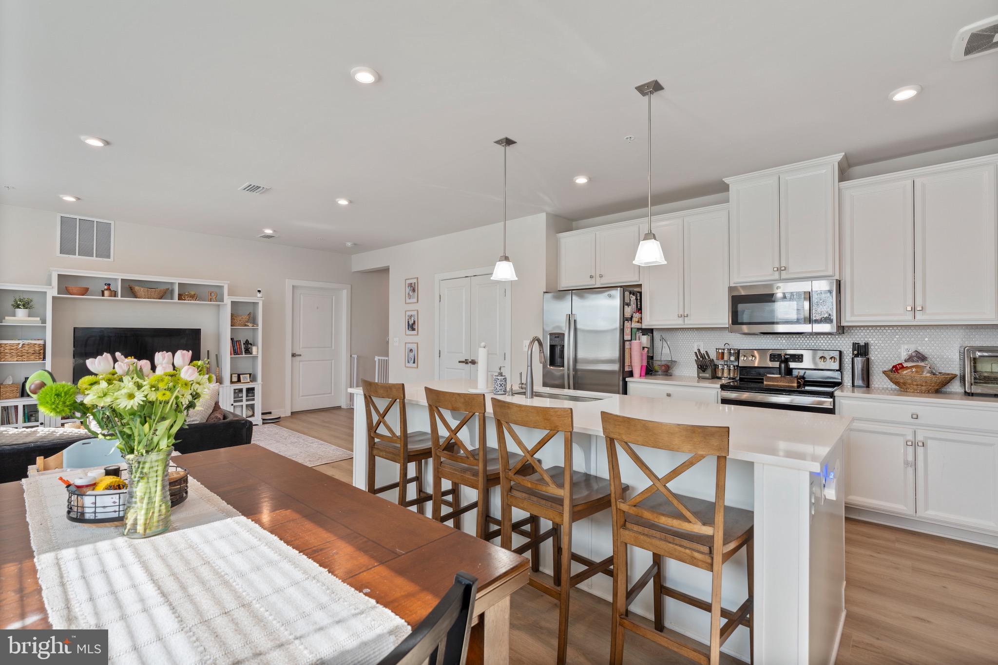 TURF VALLEY - Residential