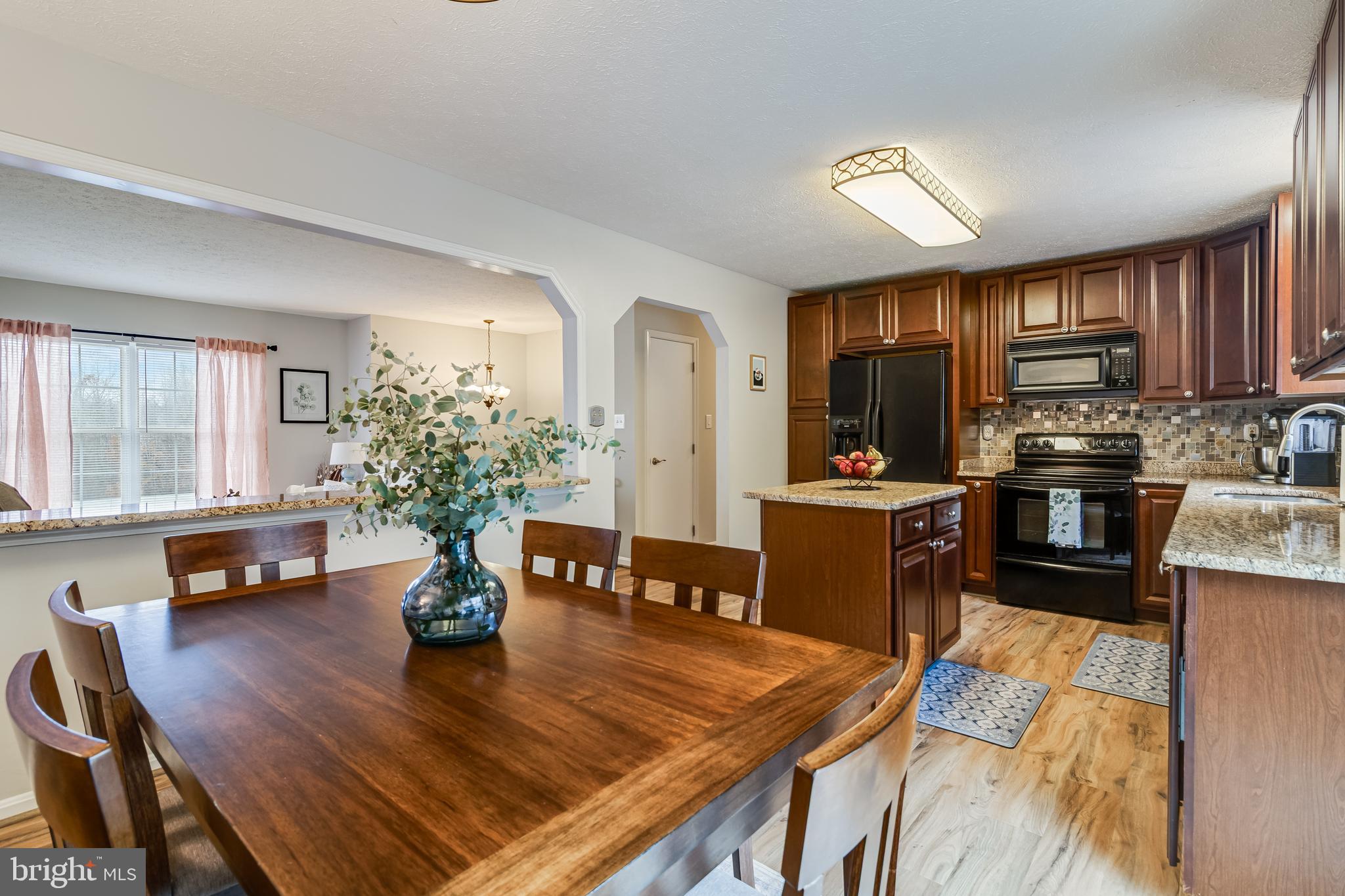 38472 ARLINGTON DRIVE