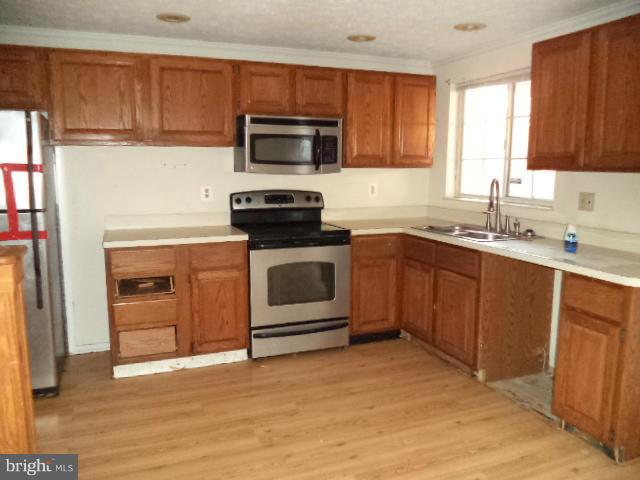 EMORY GROVE PARK - Residential