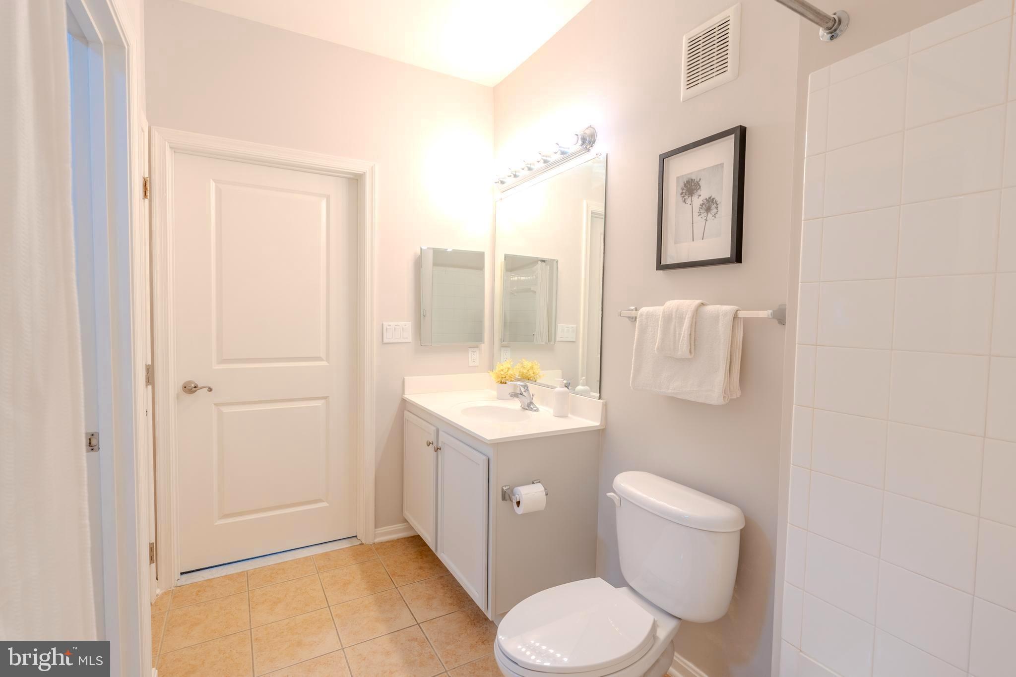 HALSTEAD AT THE METRO - Residential