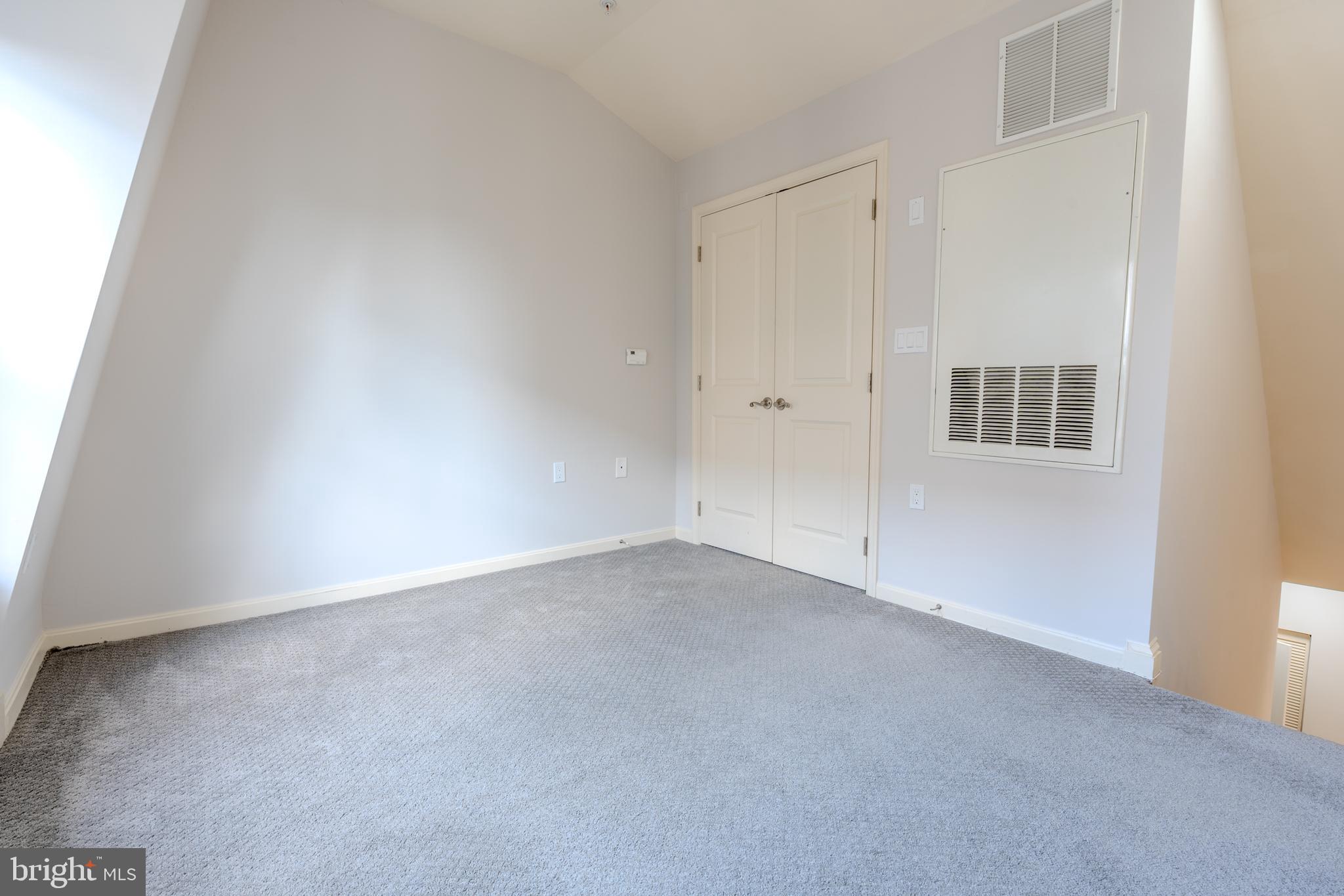 HALSTEAD AT THE METRO - Residential