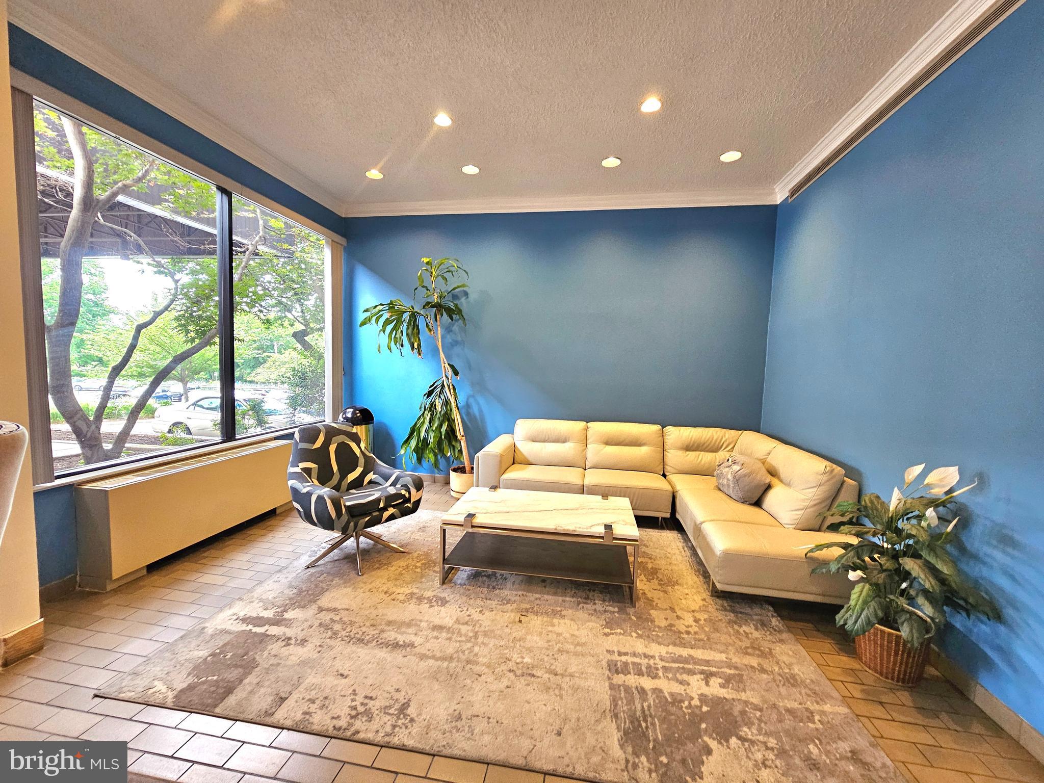 PAVILION ON THE PARK - Residential Lease