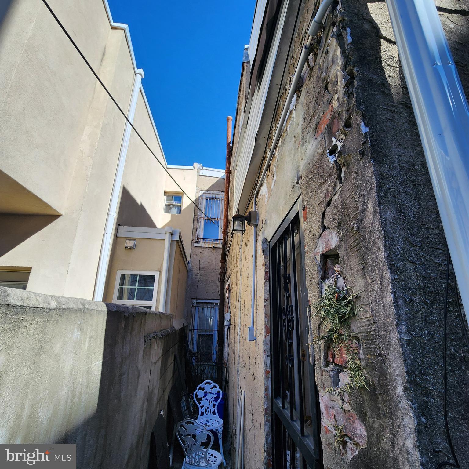 POINT BREEZE - Residential