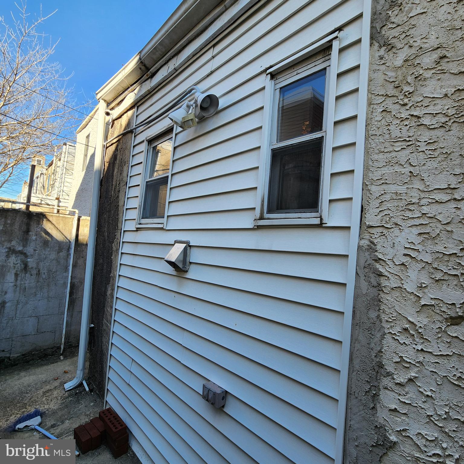 POINT BREEZE - Residential