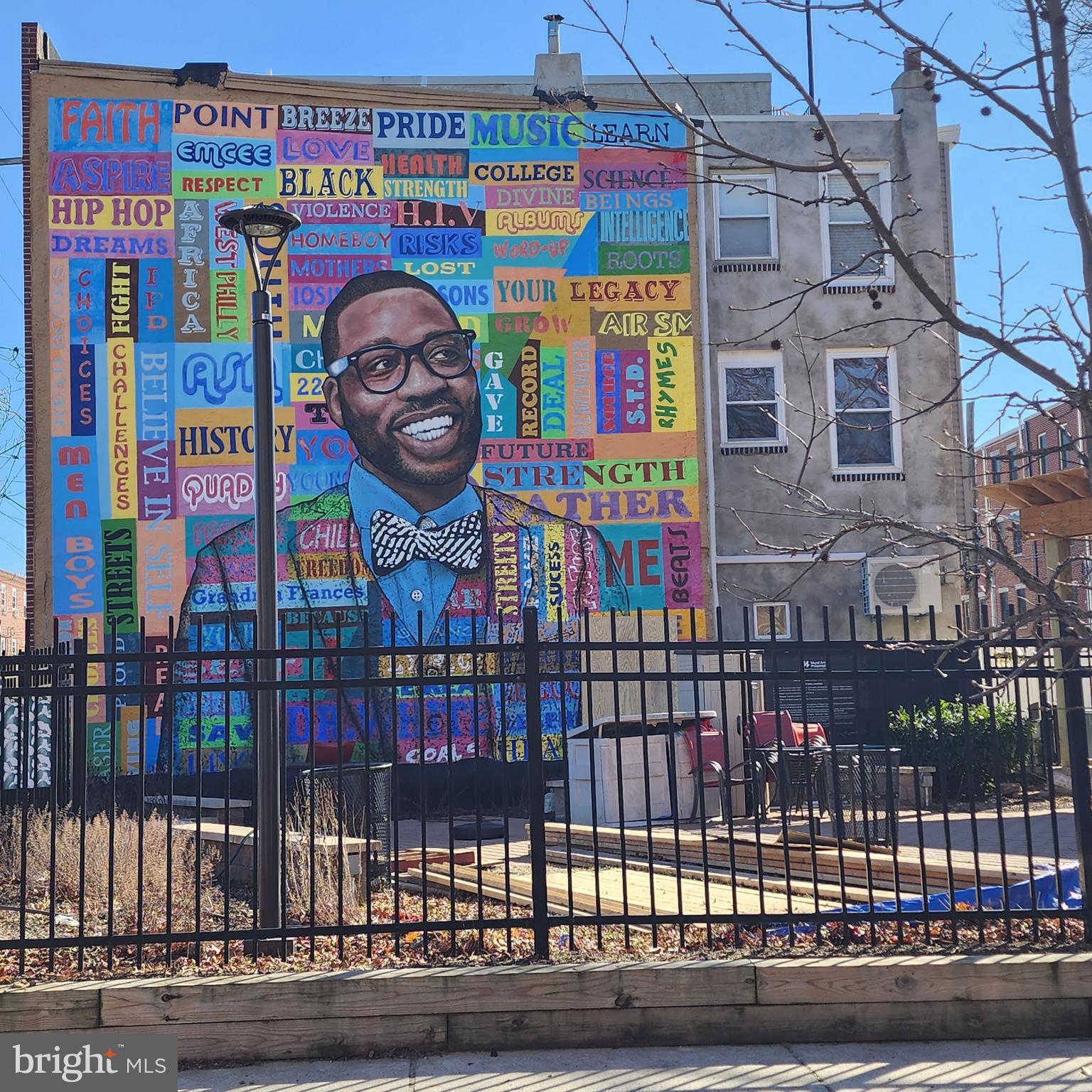 POINT BREEZE - Residential