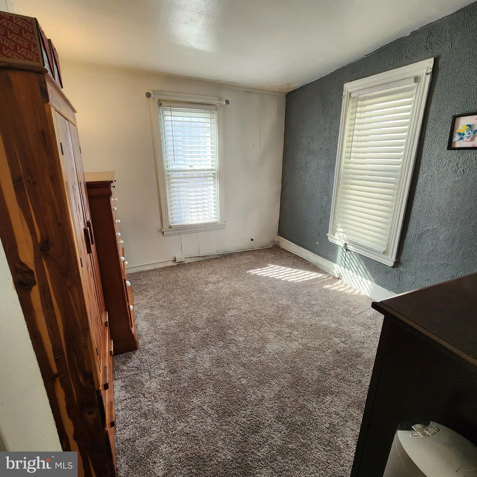 POINT BREEZE - Residential