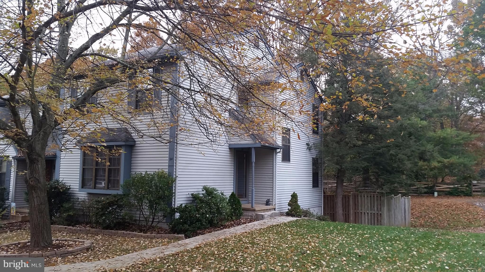 COUNTRYSIDE - Residential