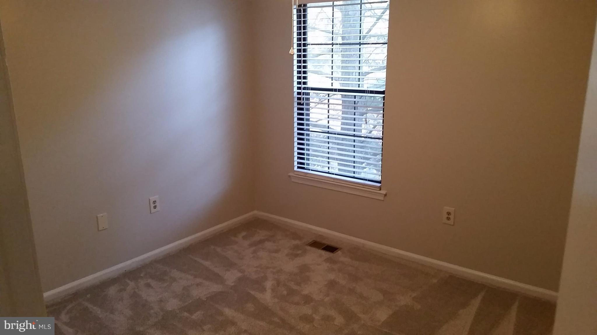 COUNTRYSIDE - Residential