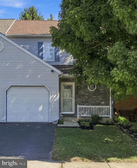 Townhouse For Sale - 116 Parklawn Court<br/> LANCASTER, PA 17601