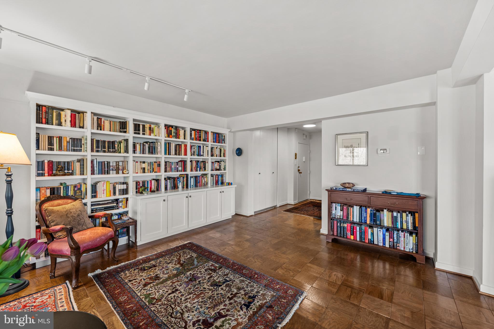 4201 CATHEDRAL AVENUE NW 1124 E