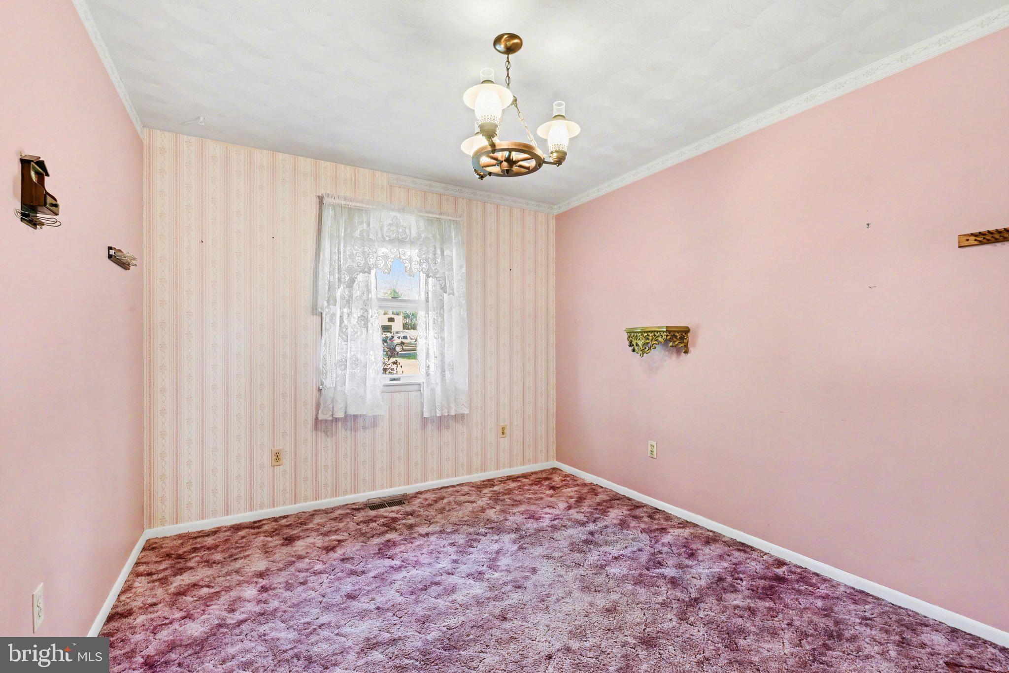 CLIFTON HEIGHTS - Residential