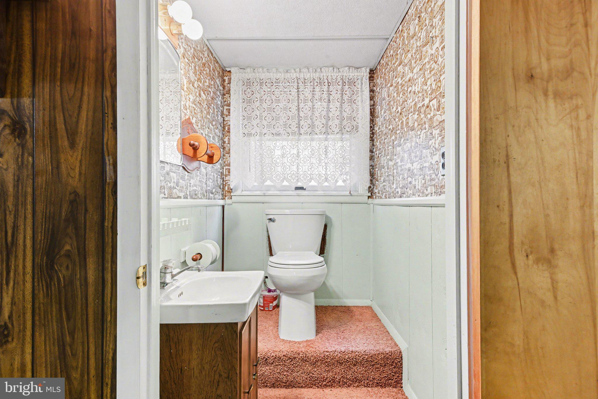 CLIFTON HEIGHTS - Residential
