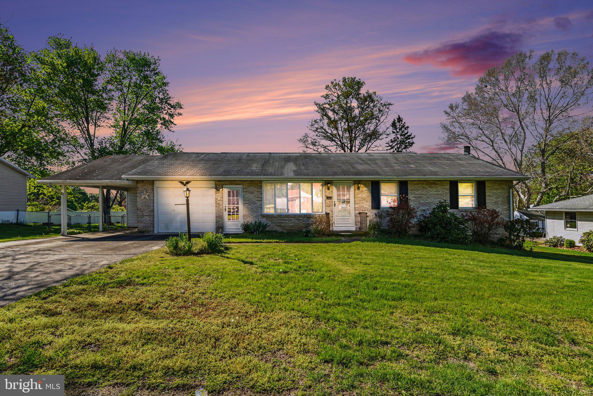 CLIFTON HEIGHTS - Residential