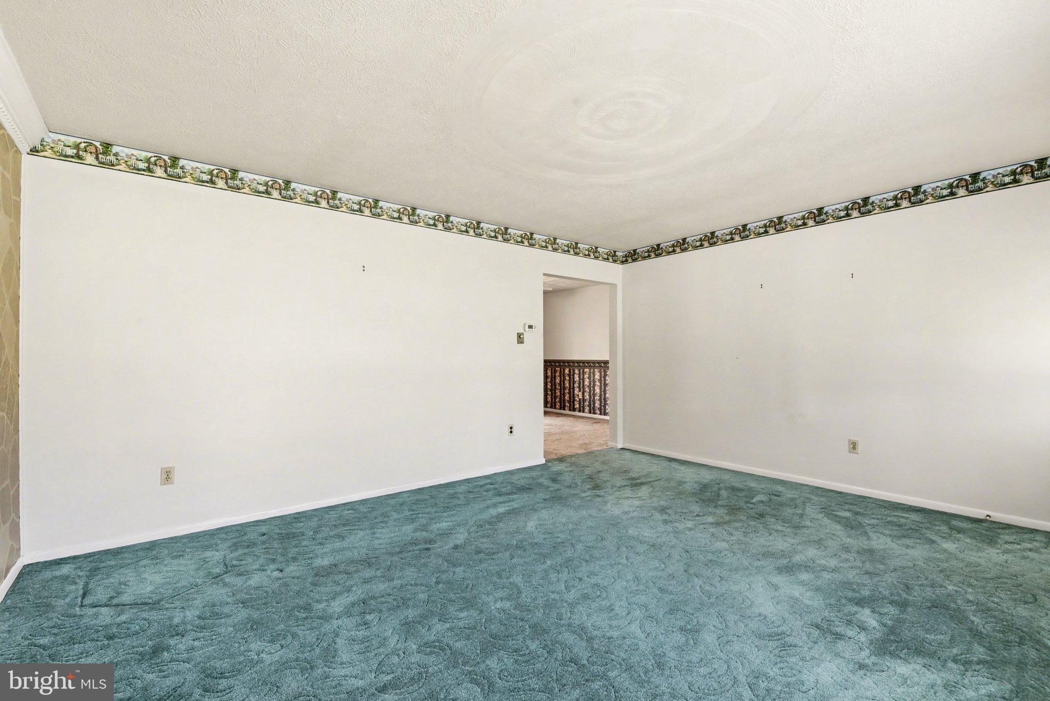 CLIFTON HEIGHTS - Residential