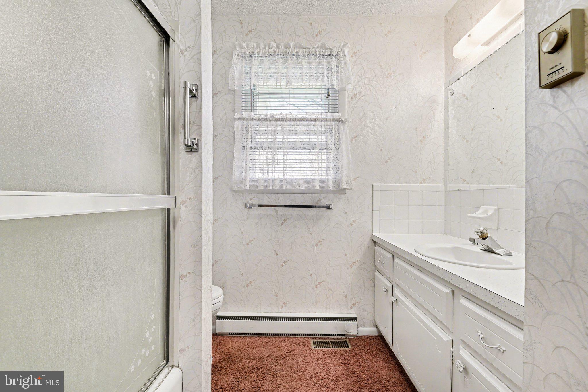 CLIFTON HEIGHTS - Residential