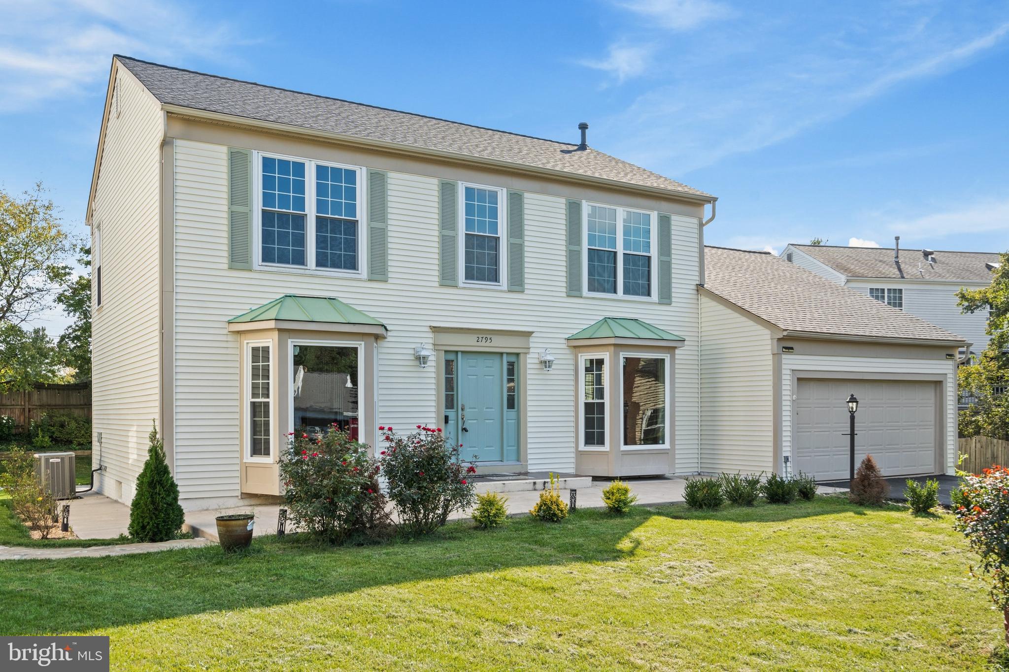 2795 MAPLE RIDGE DRIVE