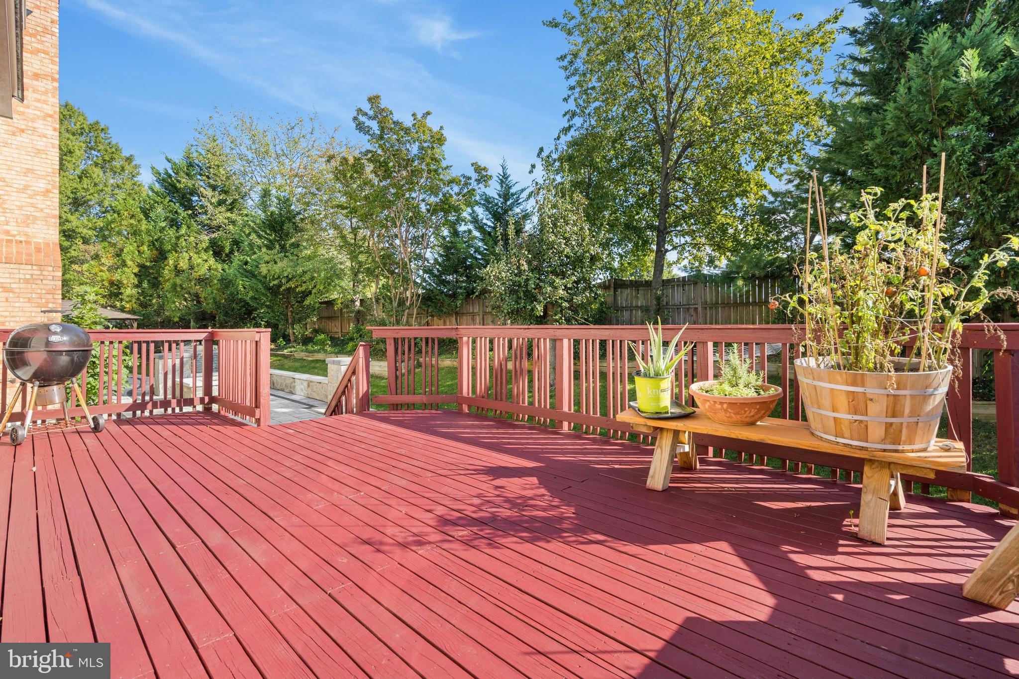 2795 MAPLE RIDGE DRIVE