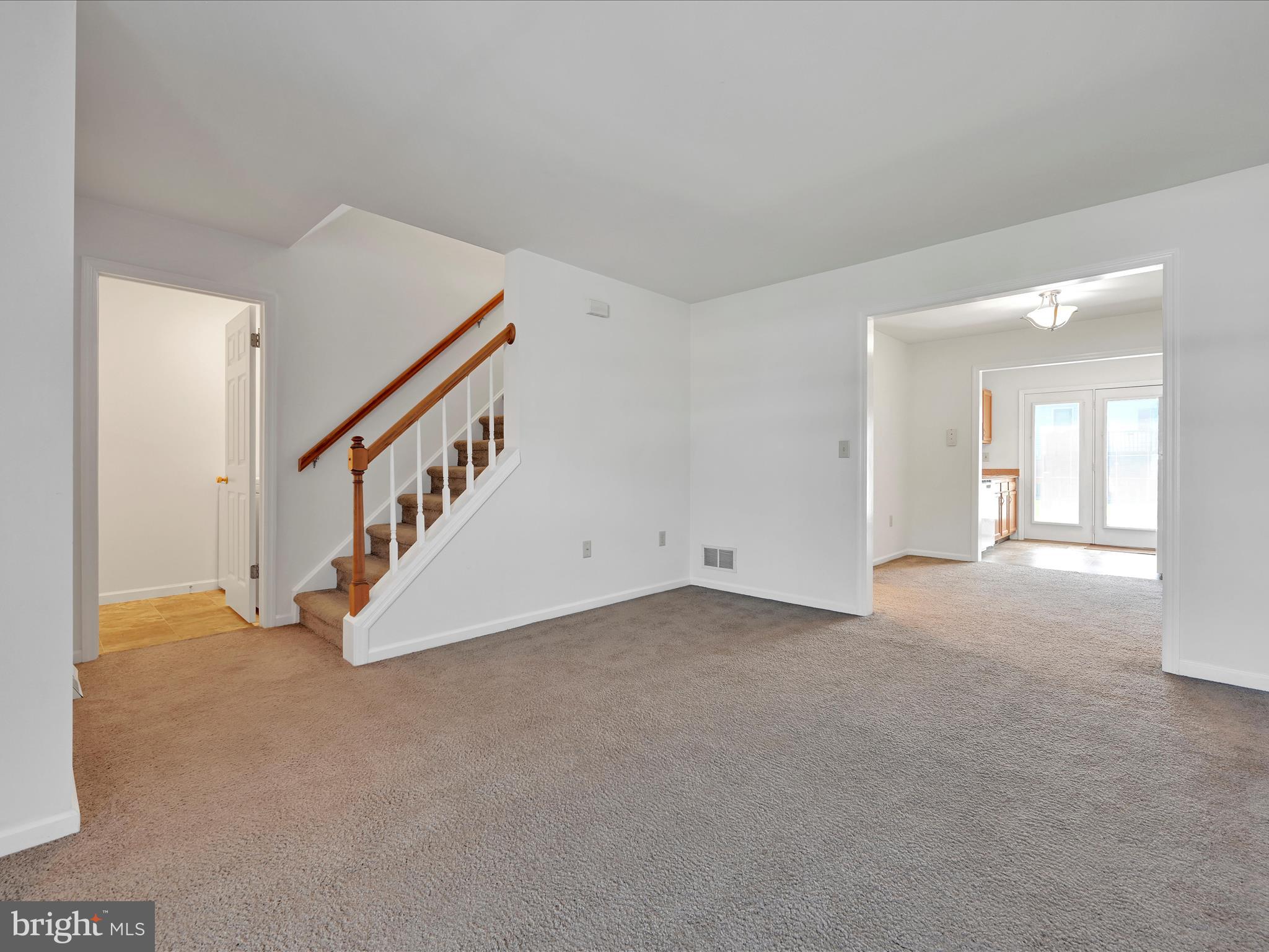 2094 WALNUT STREET