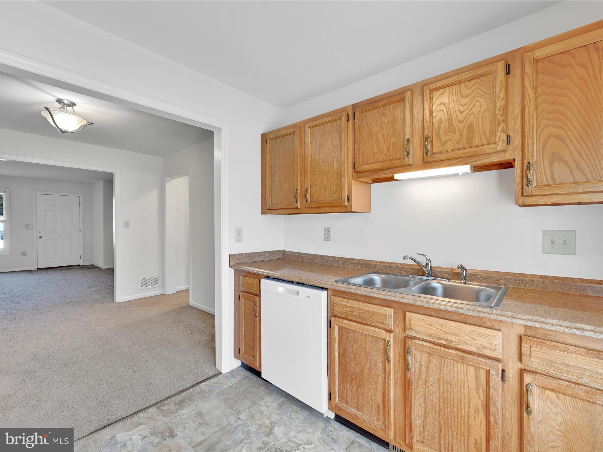 OAK HILLS - Residential