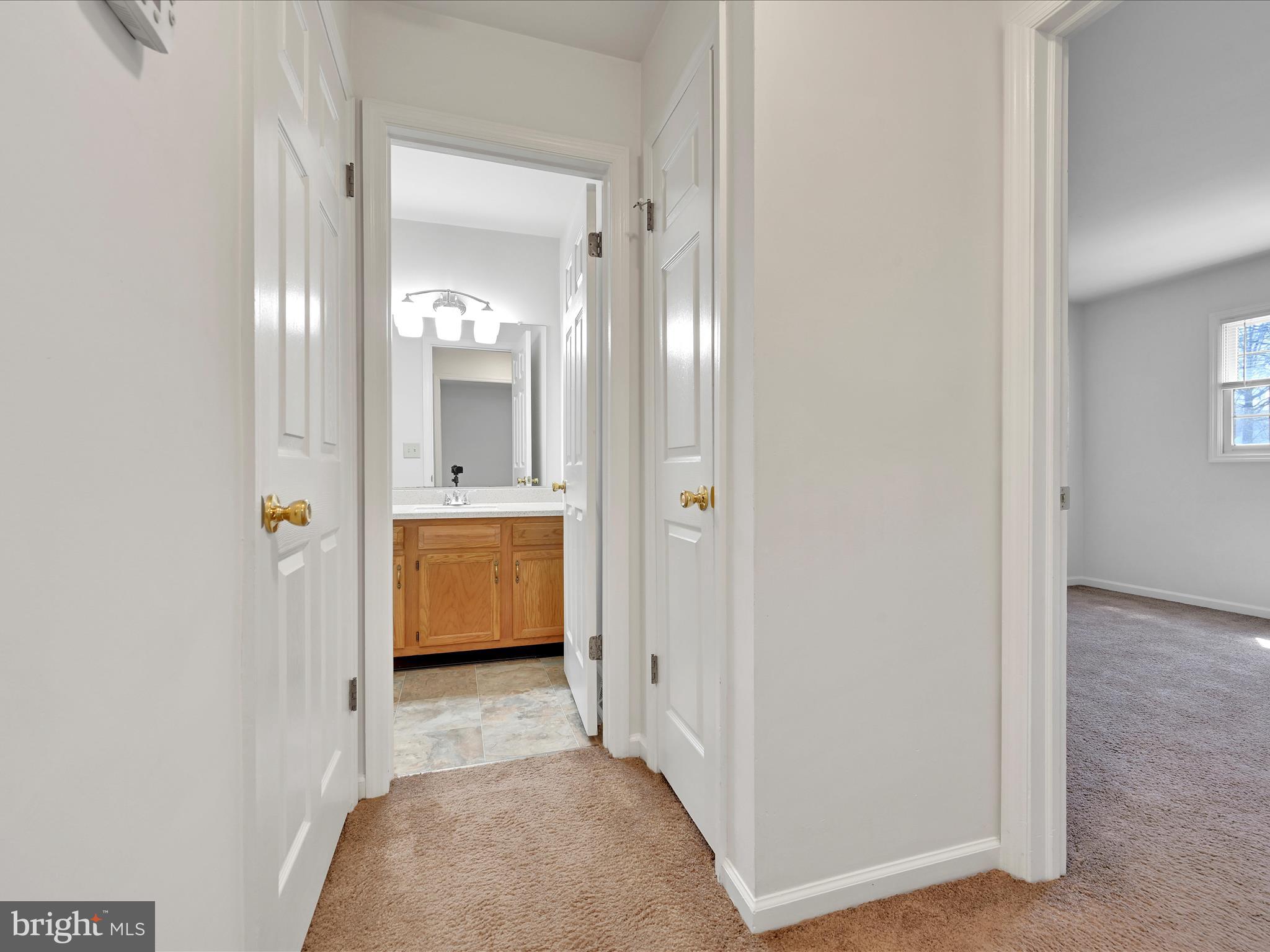 OAK HILLS - Residential