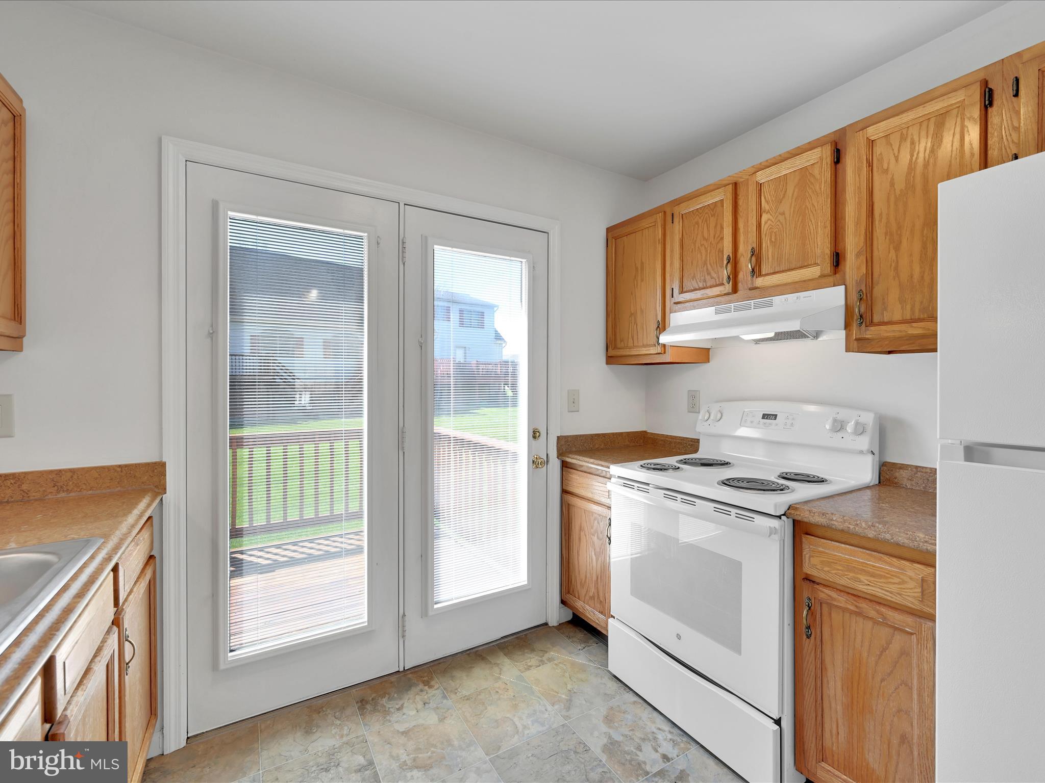 OAK HILLS - Residential