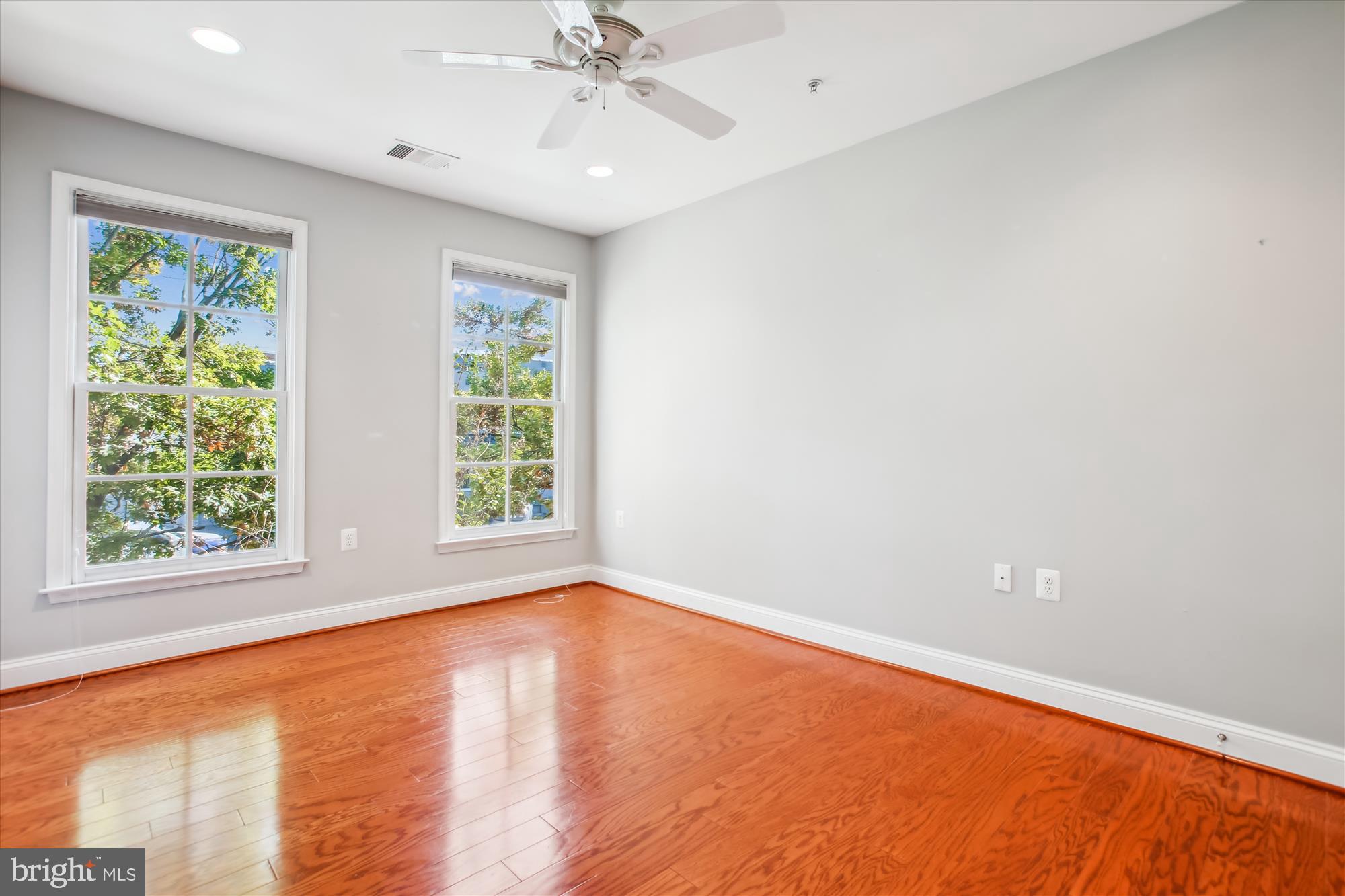 THE PRESCOTT - Residential Lease