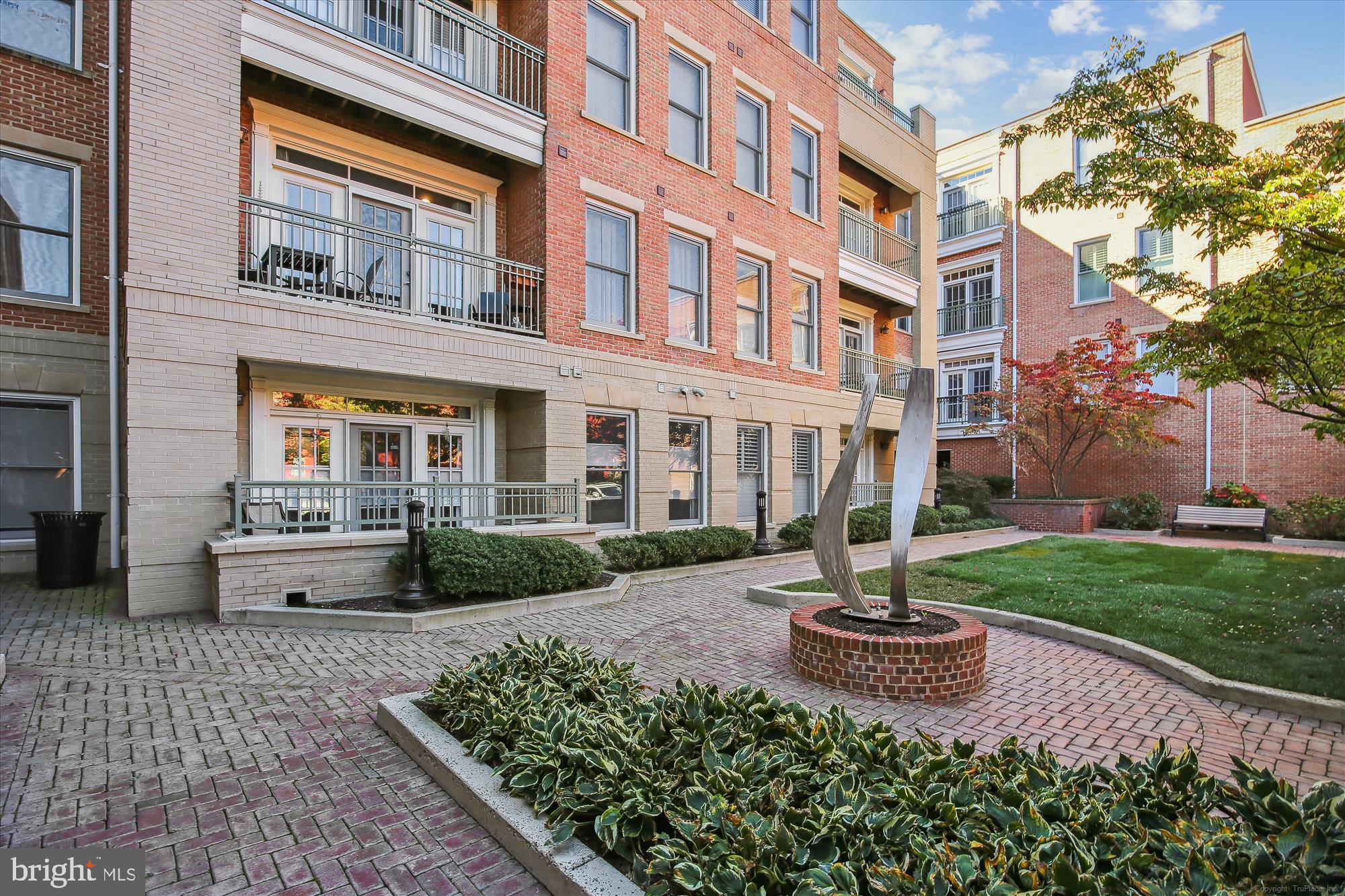 THE PRESCOTT - Residential Lease