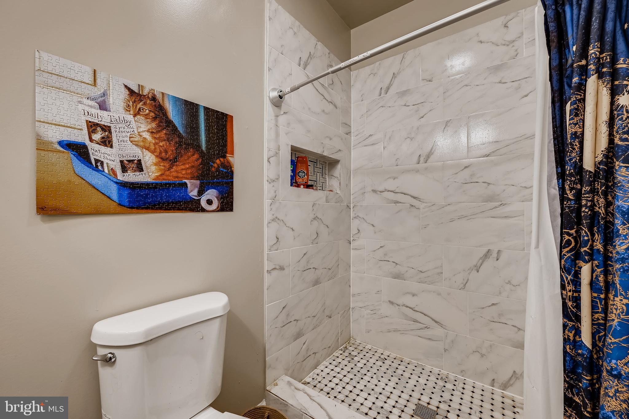 MILTON MONTFORD - Residential