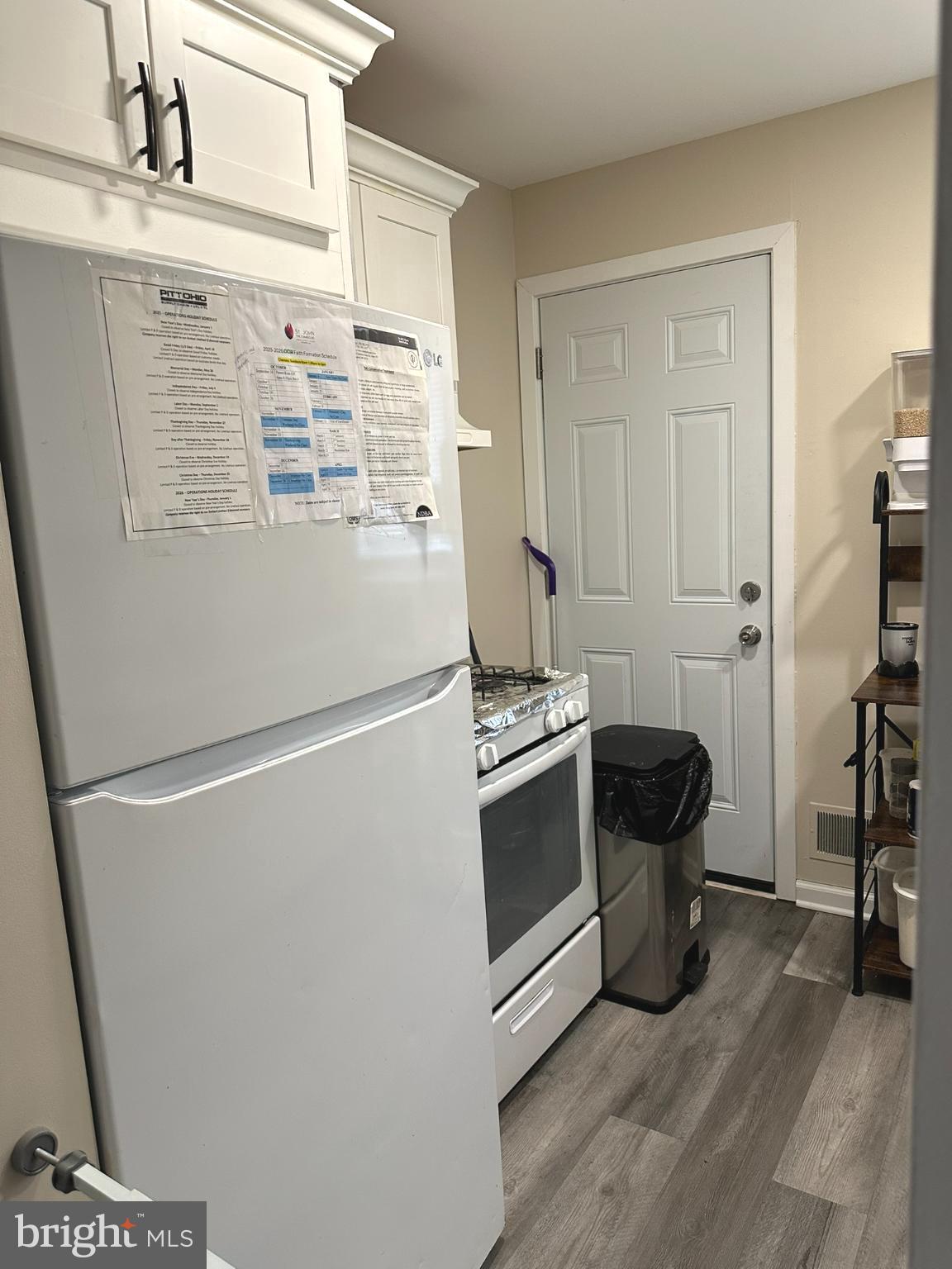 CATONSVILLE MANOR - Residential