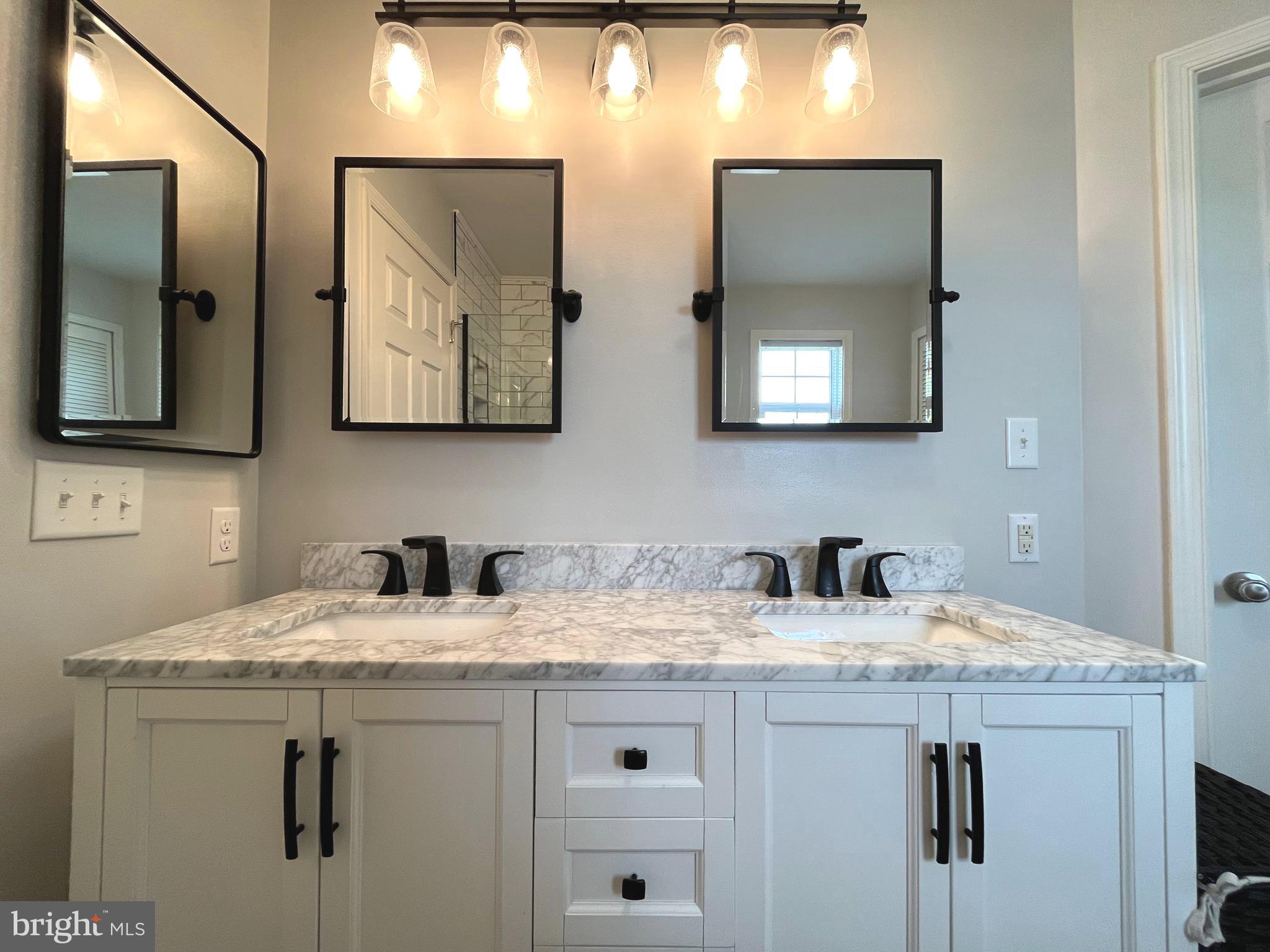 PEBBLE RIDGE - Residential