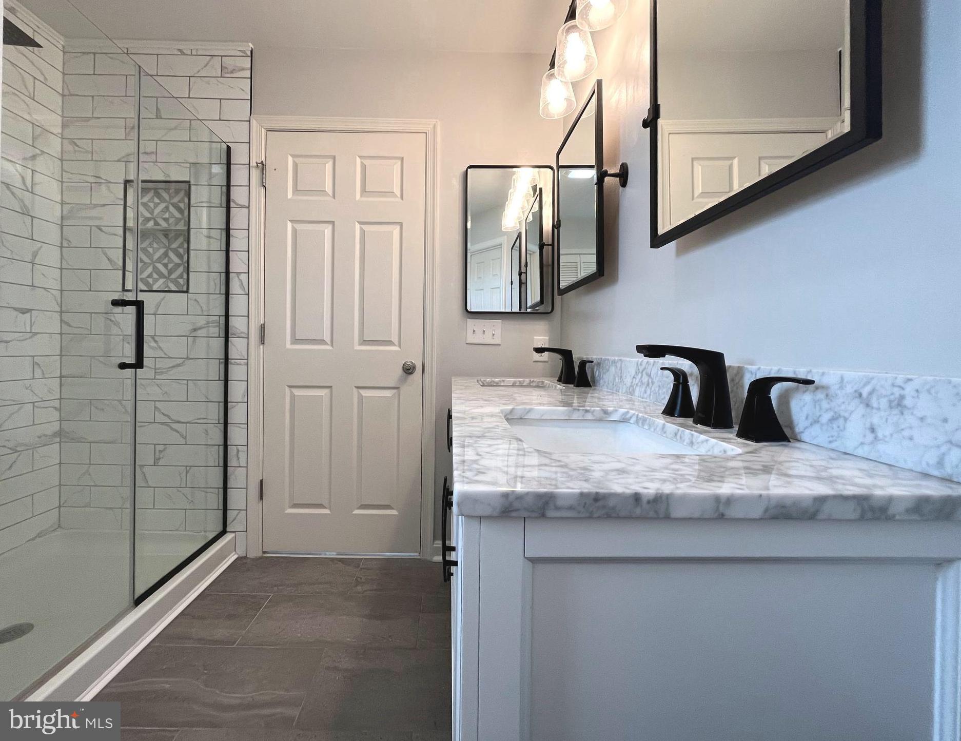 PEBBLE RIDGE - Residential