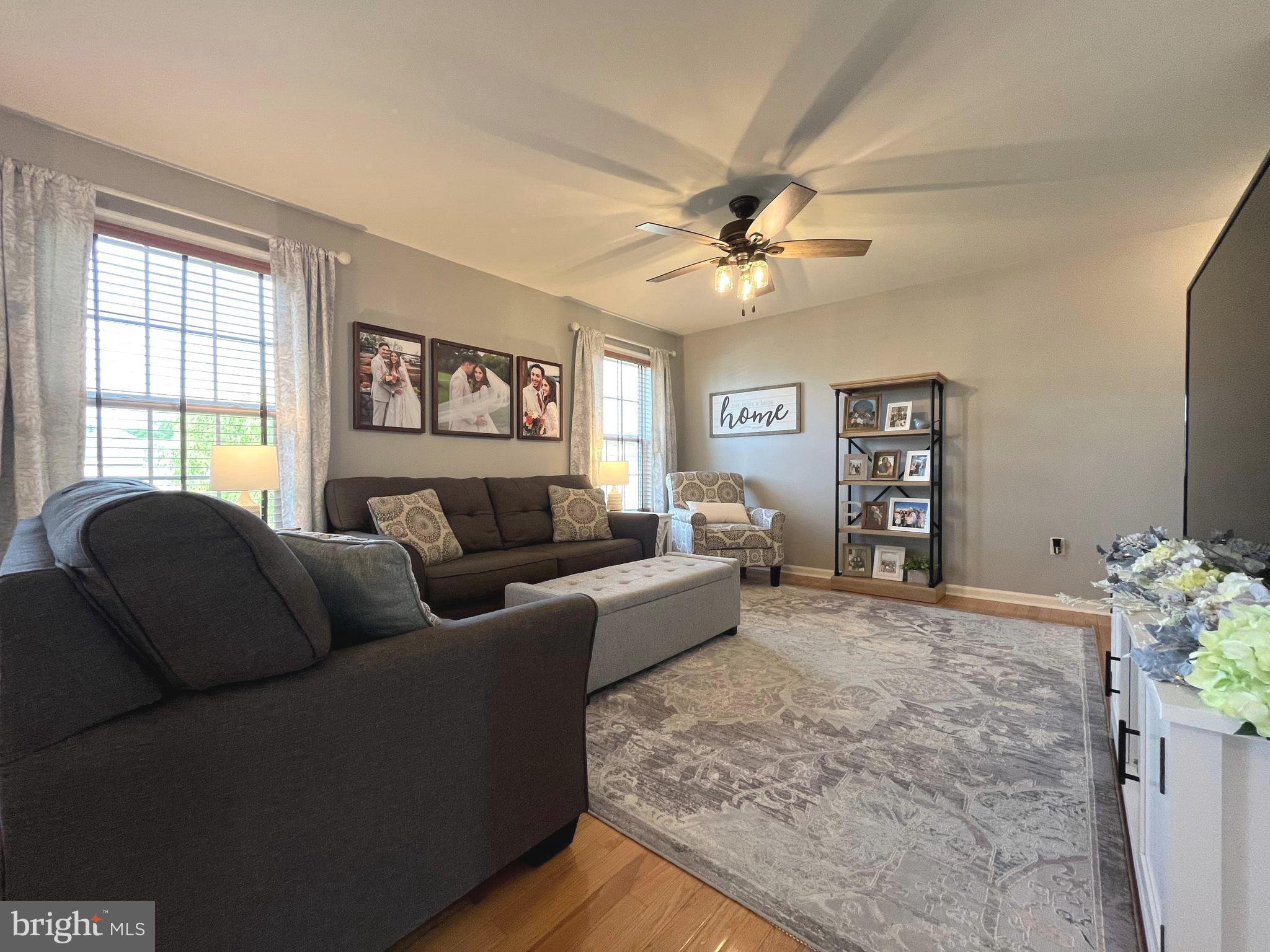 PEBBLE RIDGE - Residential