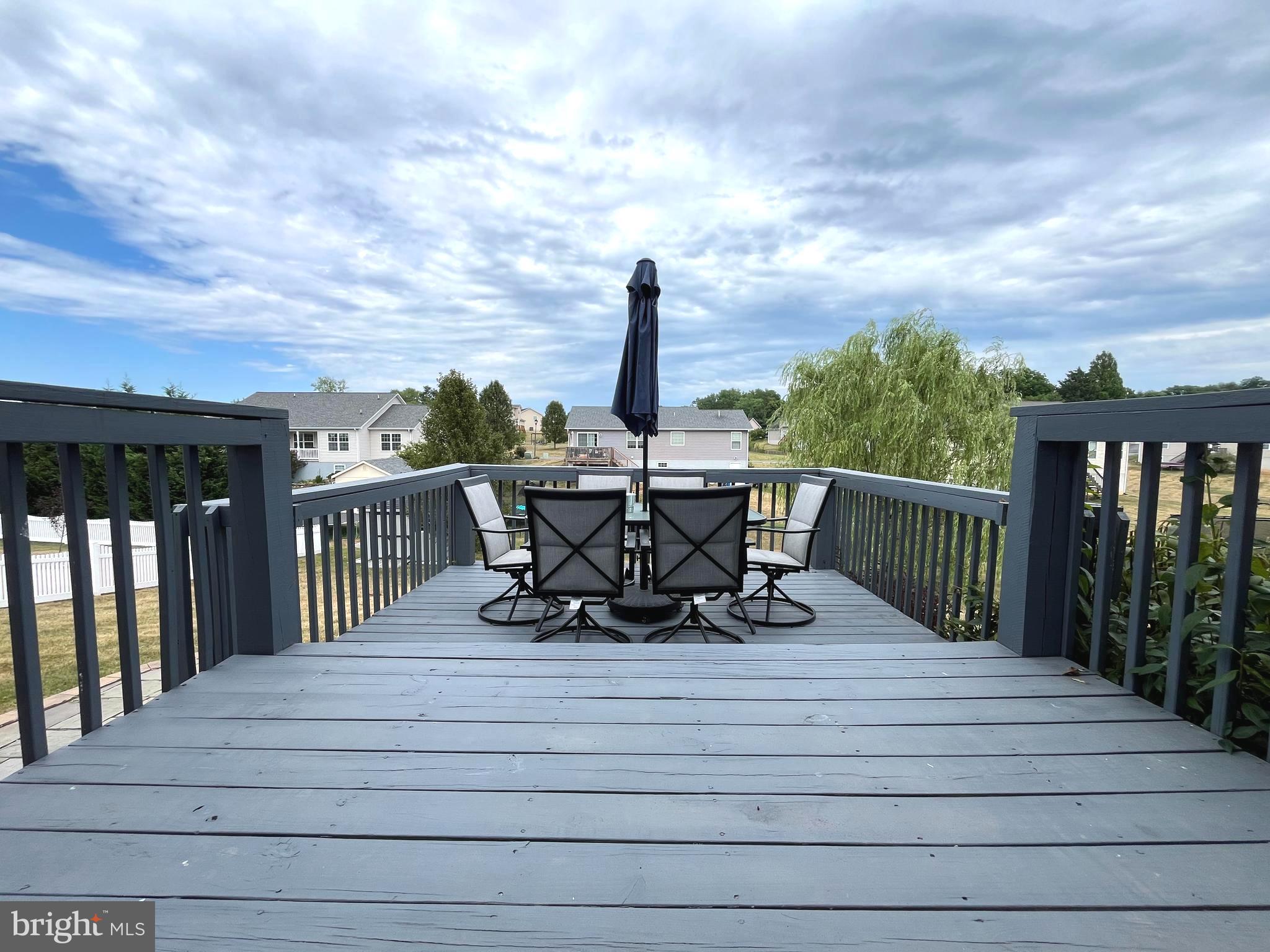 PEBBLE RIDGE - Residential