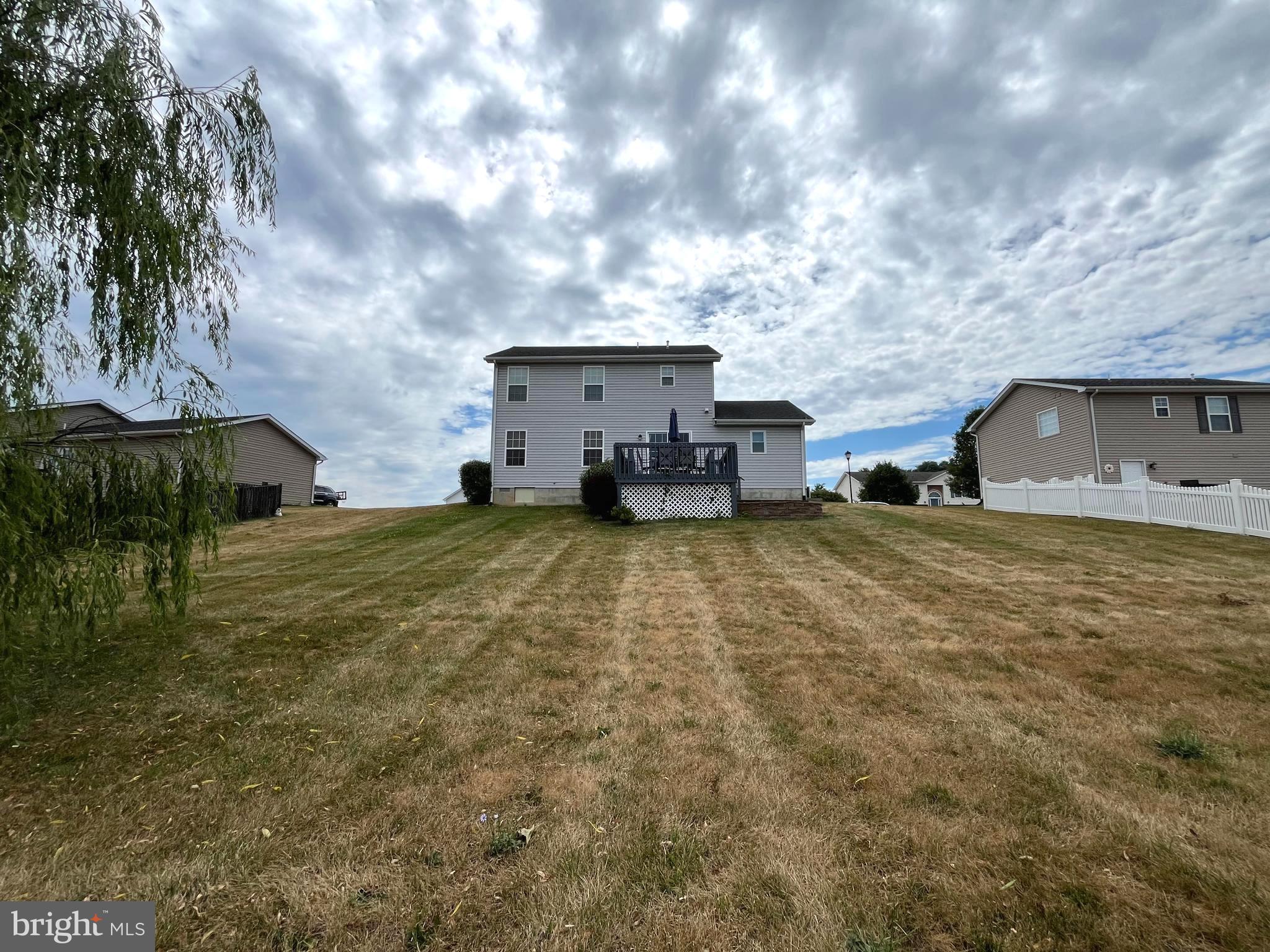 PEBBLE RIDGE - Residential