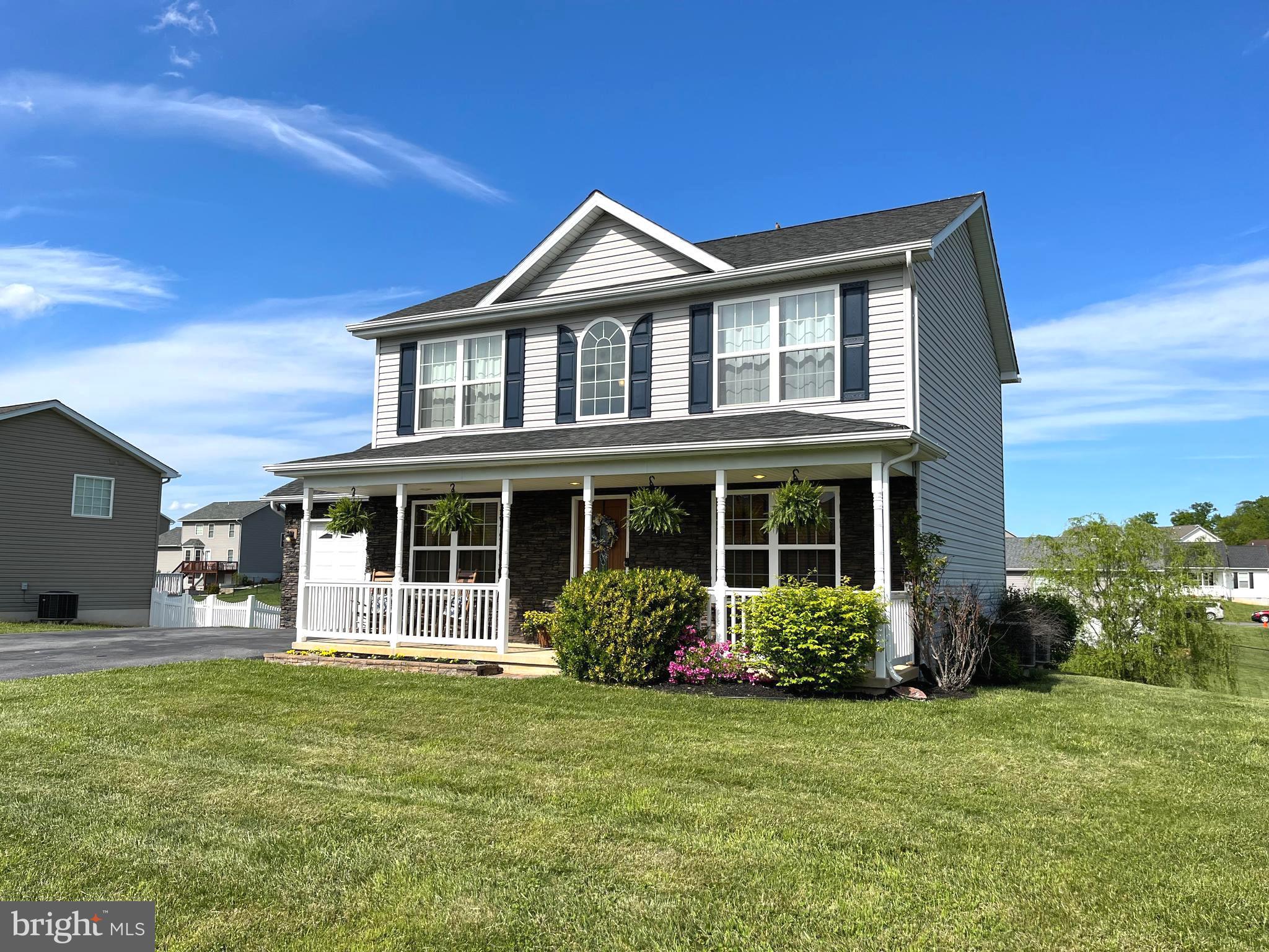 PEBBLE RIDGE - Residential