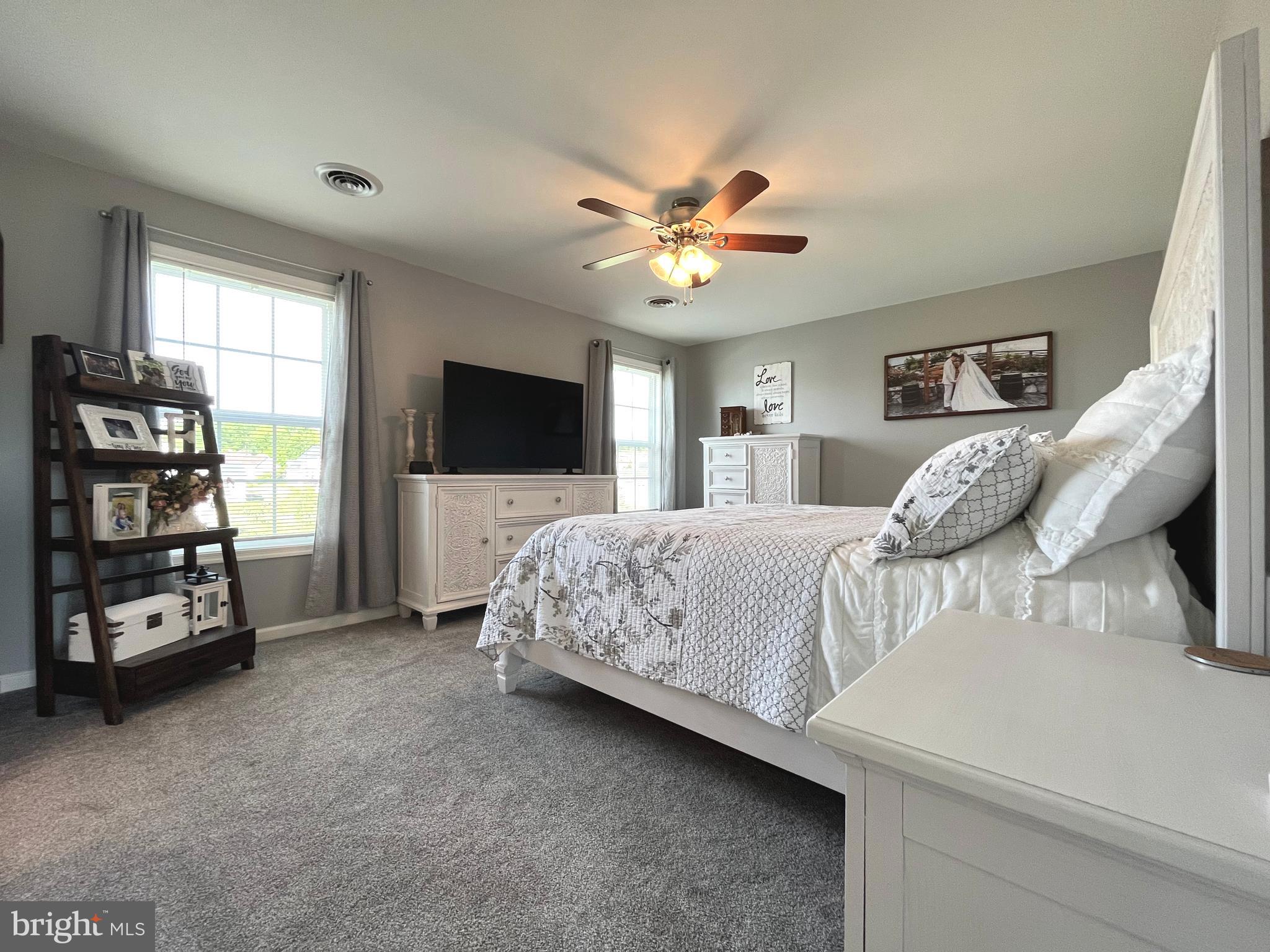 PEBBLE RIDGE - Residential