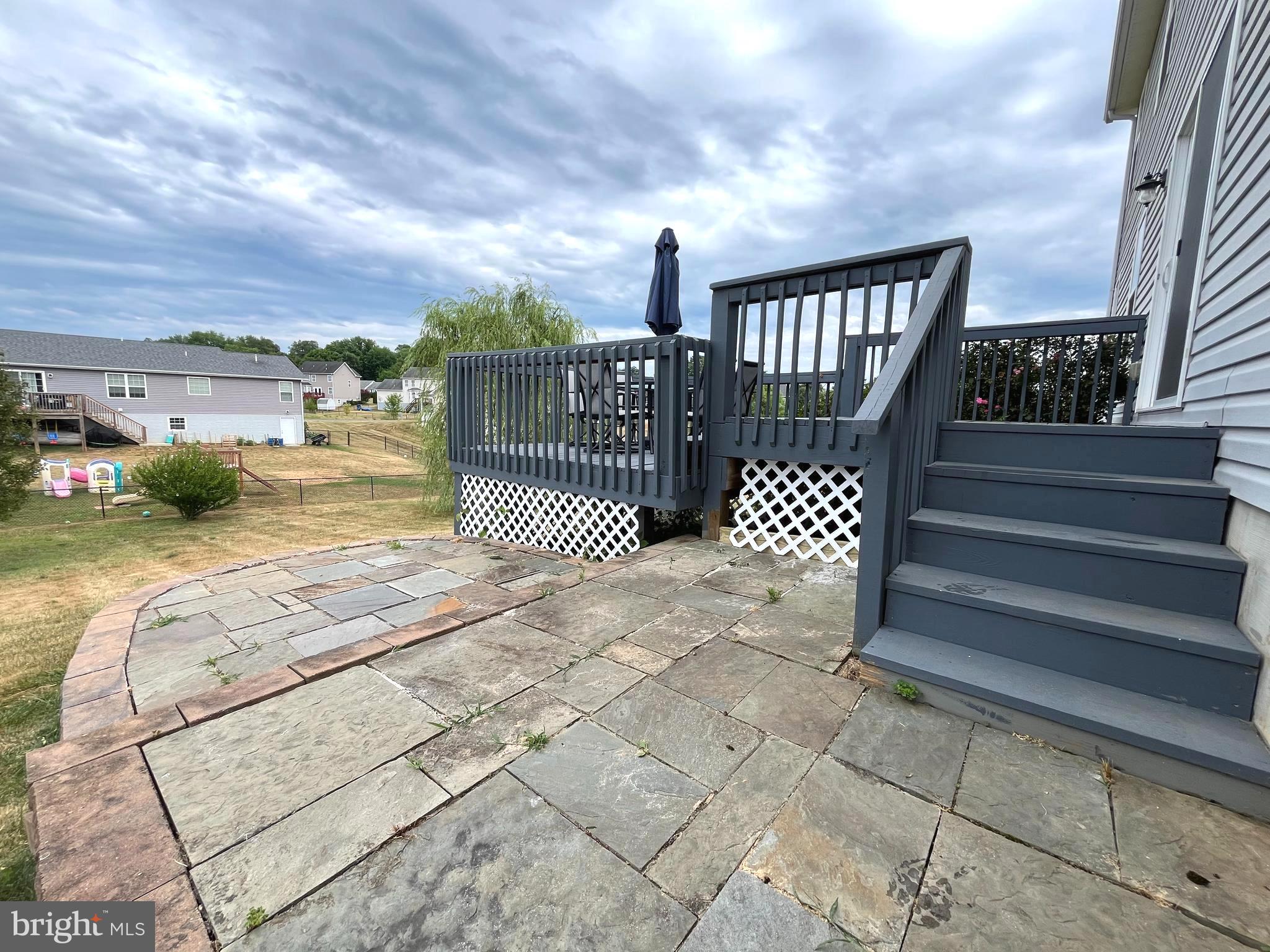 PEBBLE RIDGE - Residential