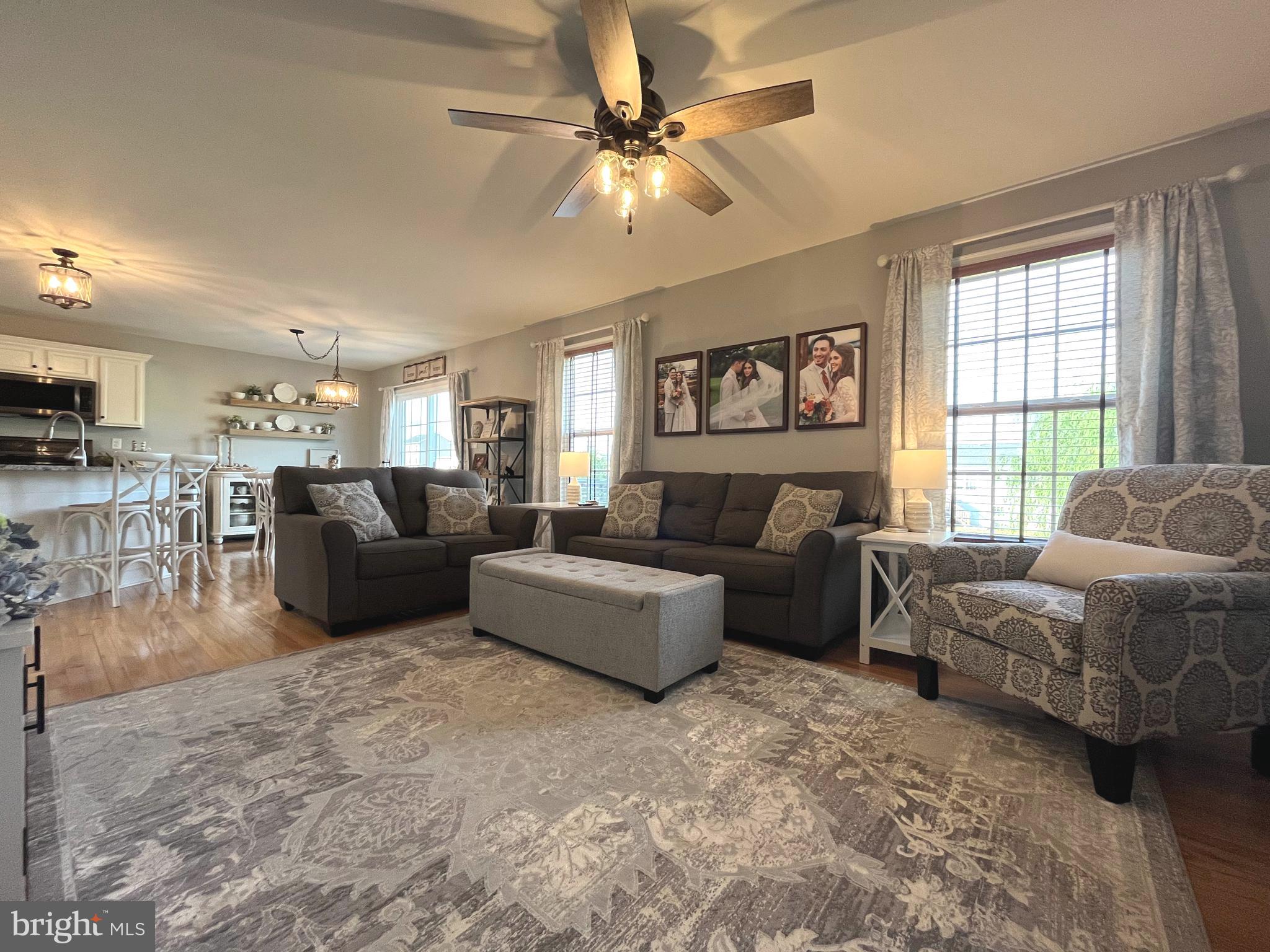 PEBBLE RIDGE - Residential