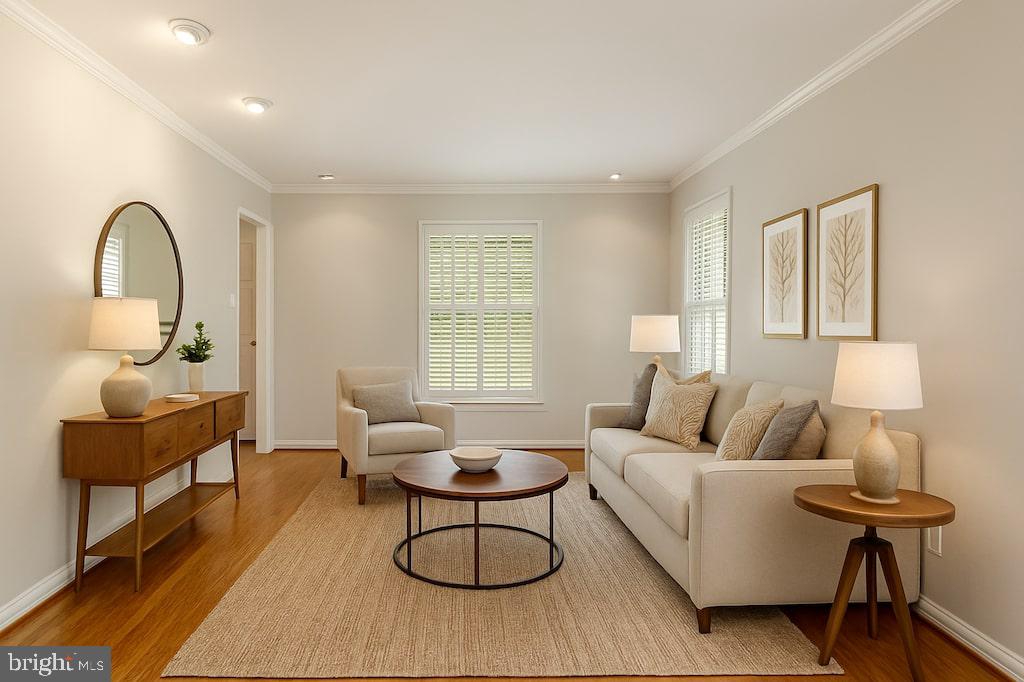 WHITE CHIMNEYS - Residential