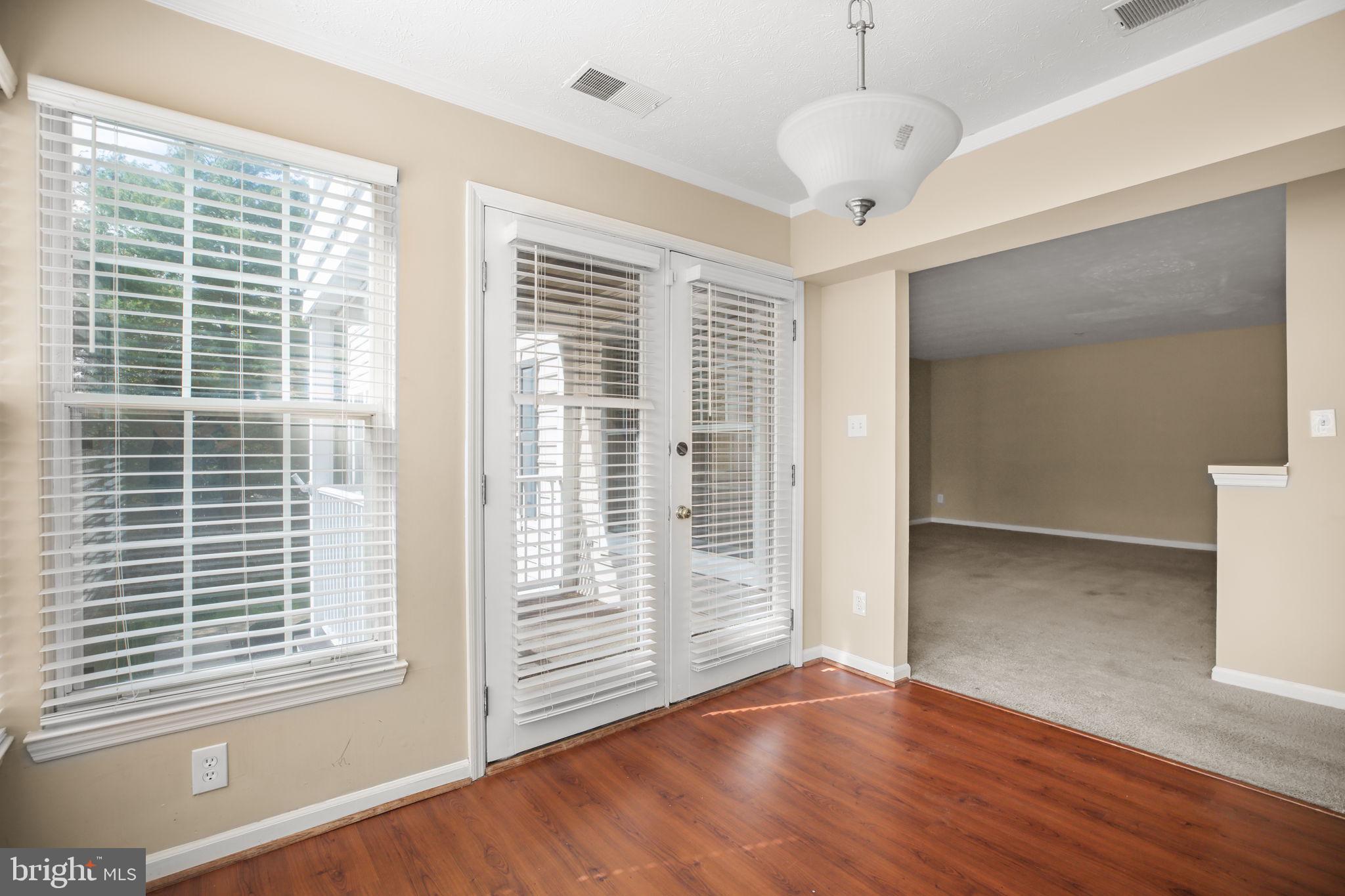 SHERBROOKE CONDO - Residential